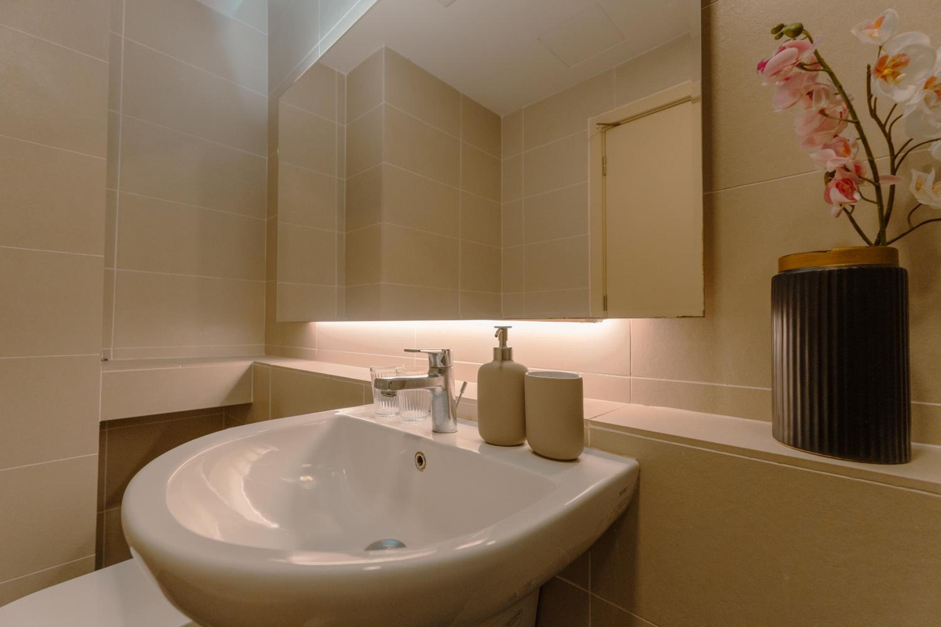 Suasana Bukit Ceylon by The Pureloft