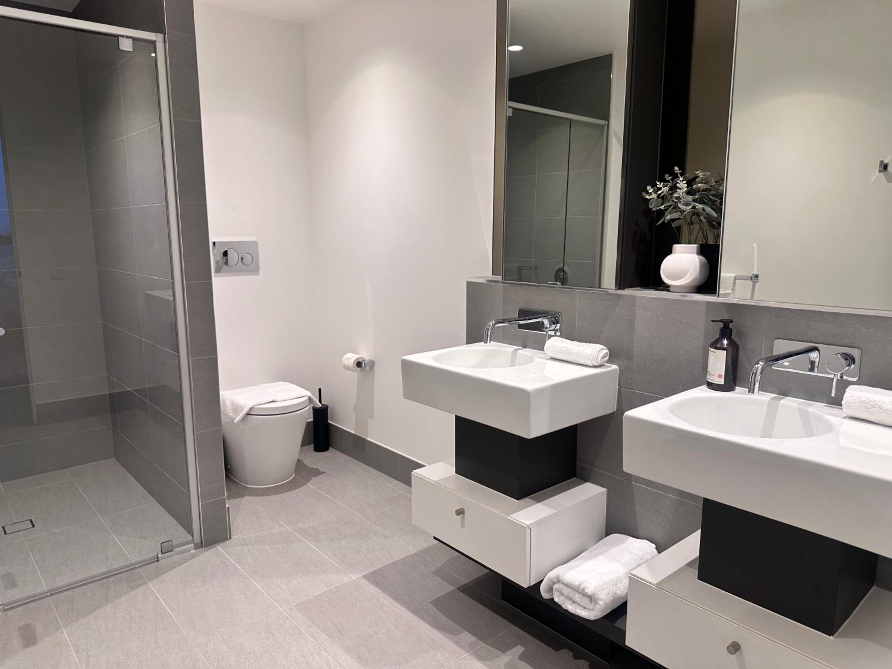 West Side Place Luxury Executive Residence by Ritz Carlton