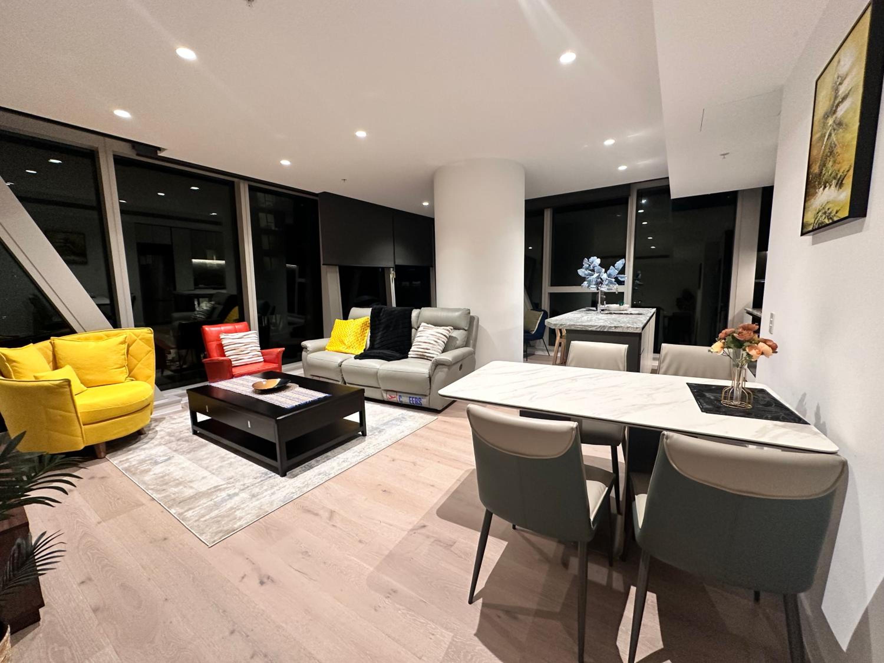 West Side Place Luxury Executive Residence by Ritz Carlton