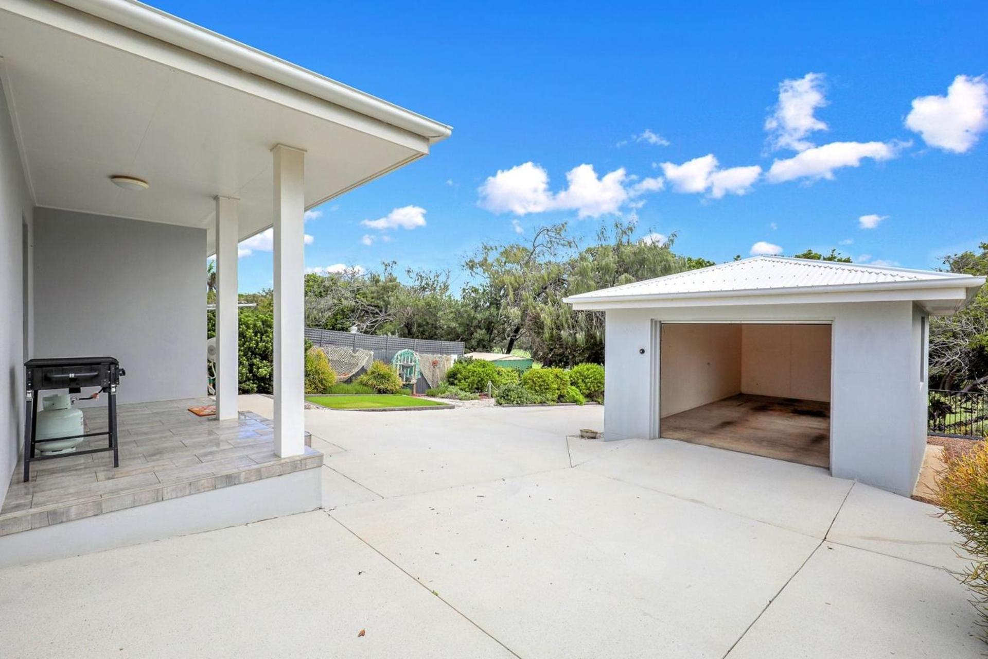 Villa on Miller