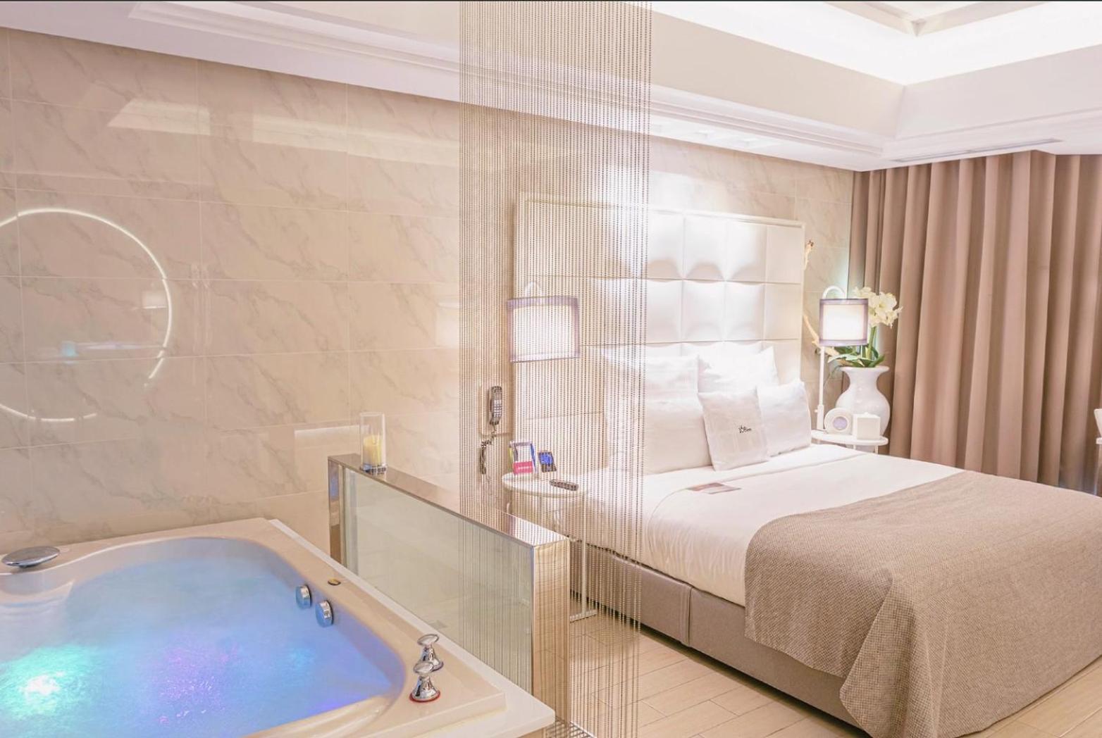 Six Star Motel-Taoyuan