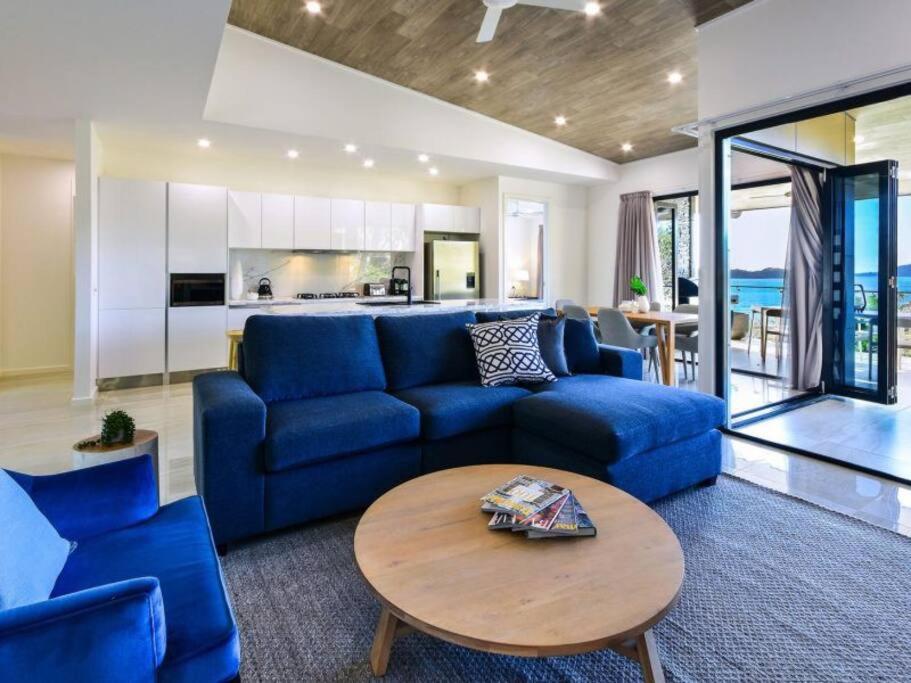 Hidden Cove 17, Hamilton Island - - free buggy included