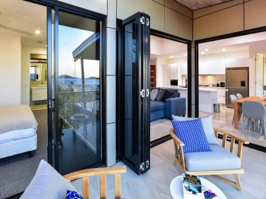 Hidden Cove 17, Hamilton Island - - free buggy included