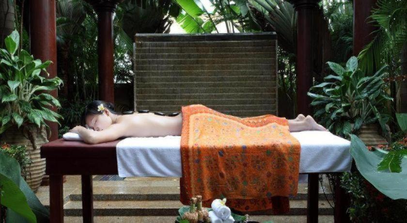 Sanya Haitang Bay Nantian Hot Spring Resort