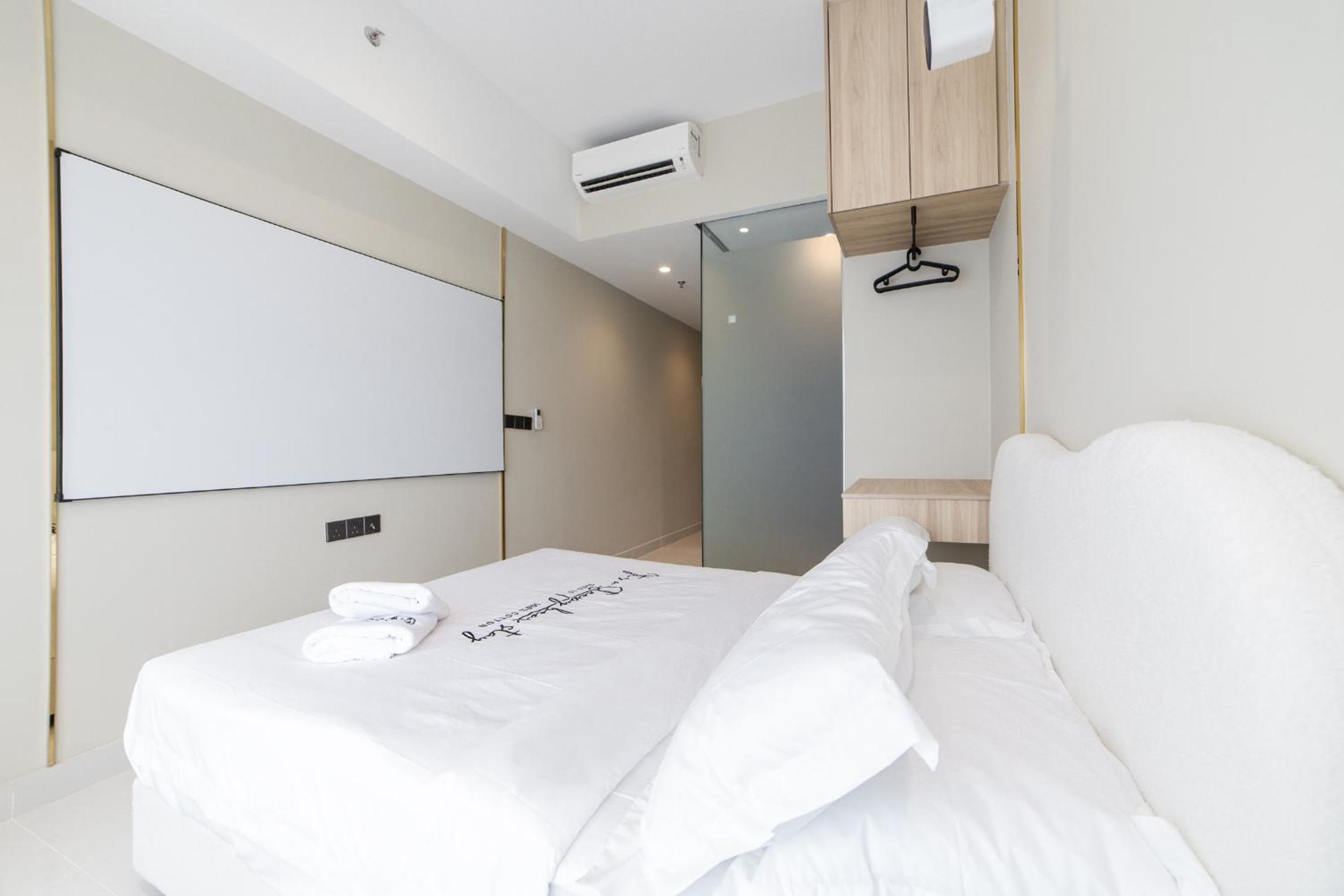 Novo Ampang KL near Gleneagles by Sleepy Bear
