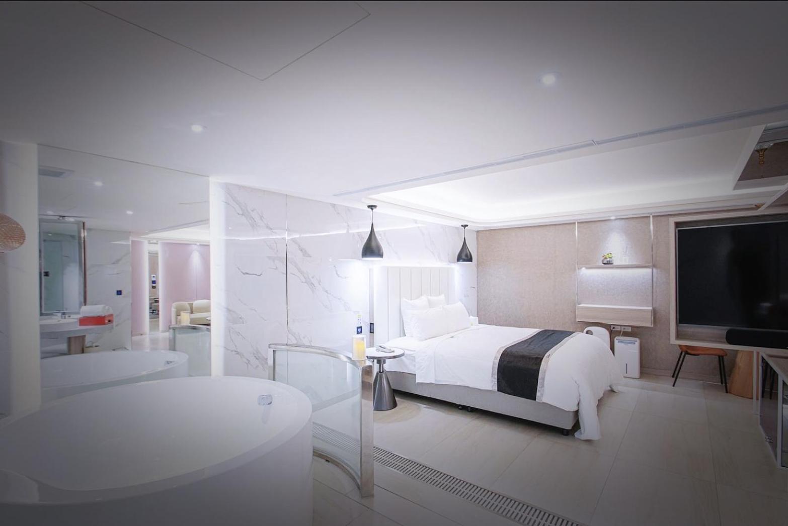 168 Motel-Zhongli