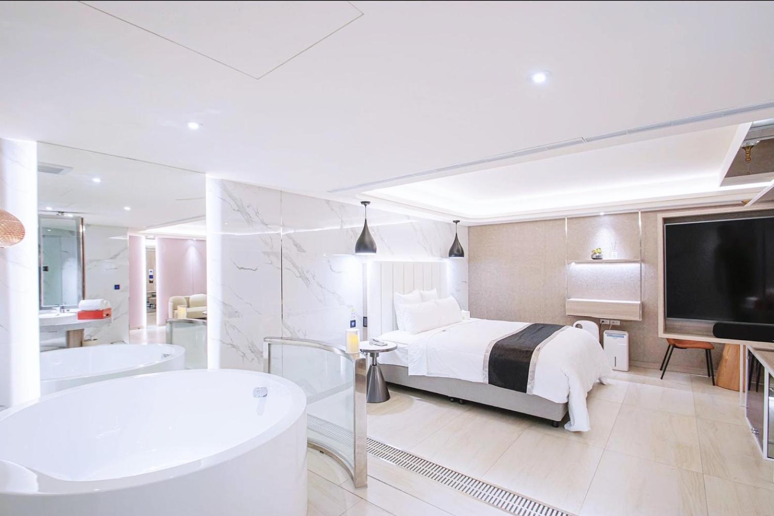 168 Motel-Zhongli