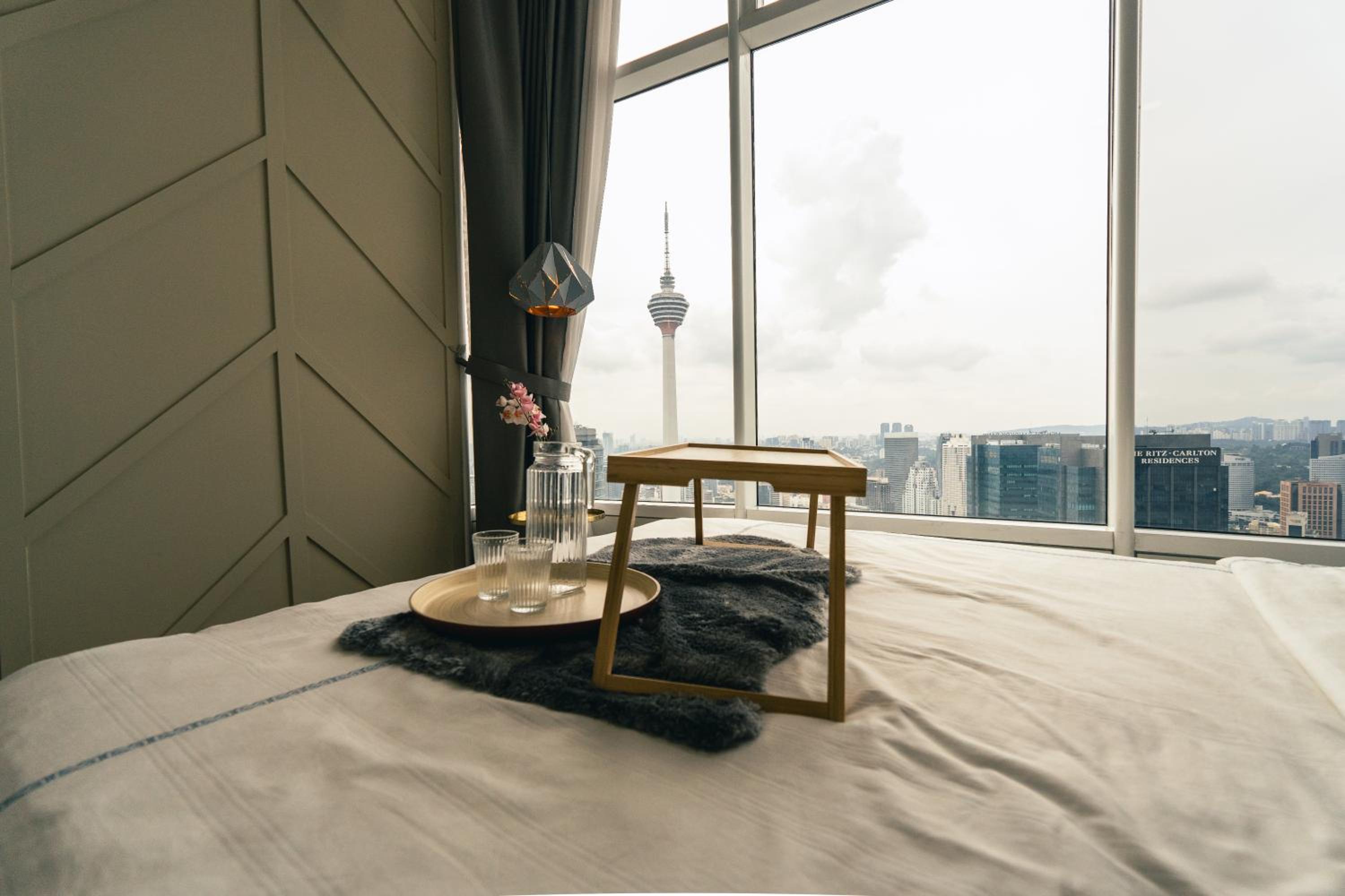 Sky Suites by The Pureloft