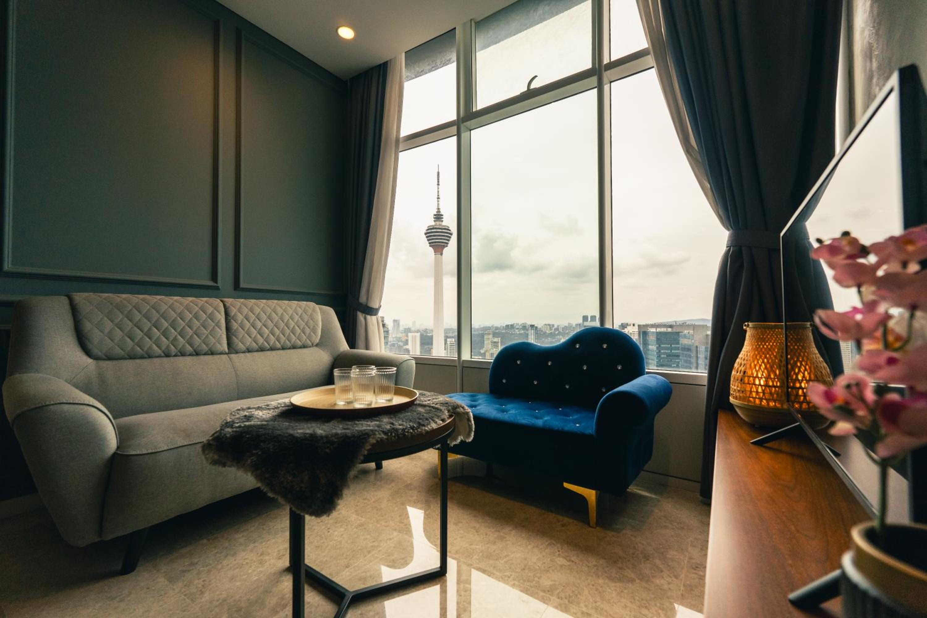 Sky Suites by The Pureloft