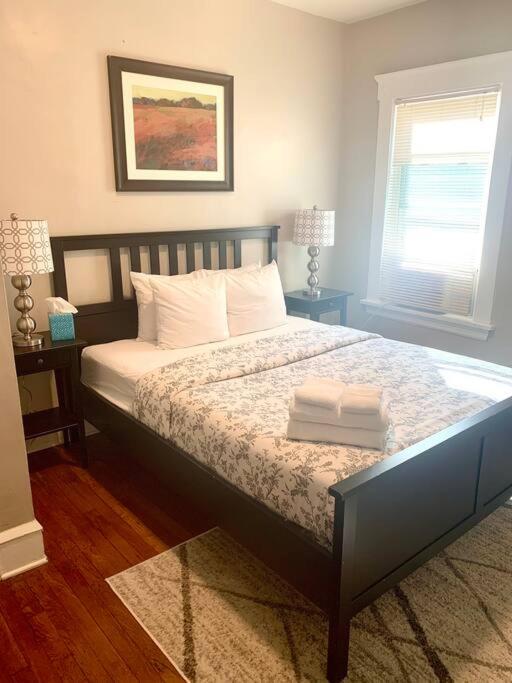 Charming 2-Bedroom Thoreau Lower