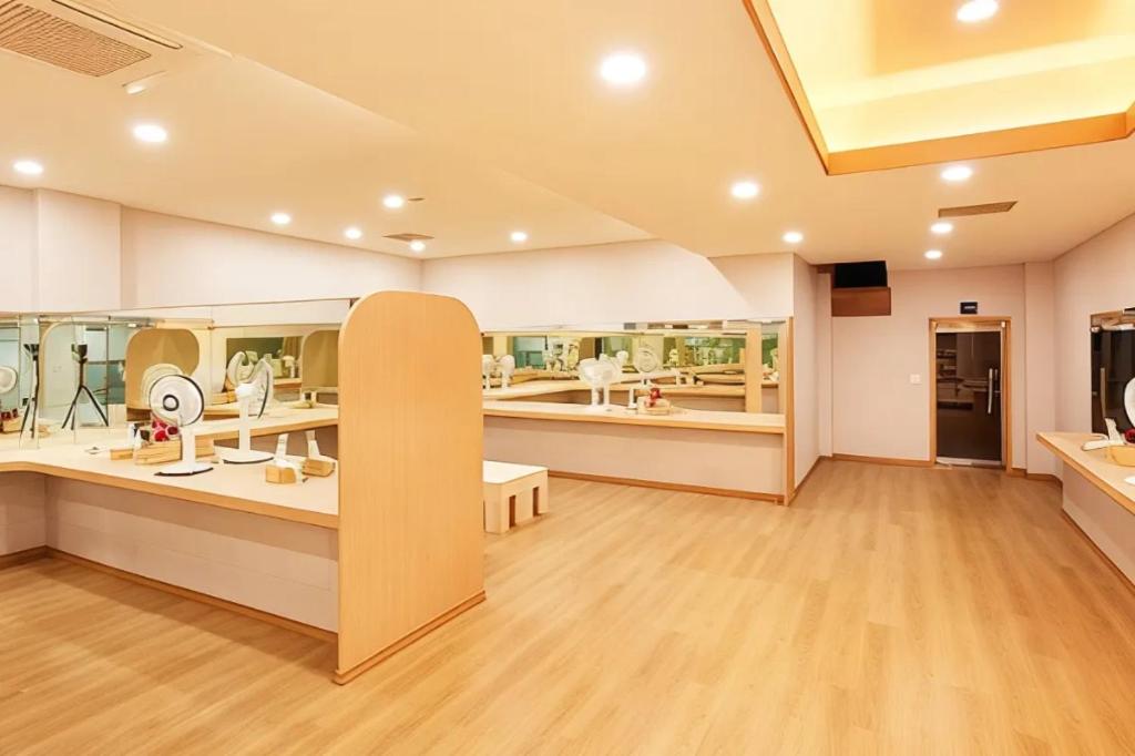 Dongbusan Spa Hotel view 4