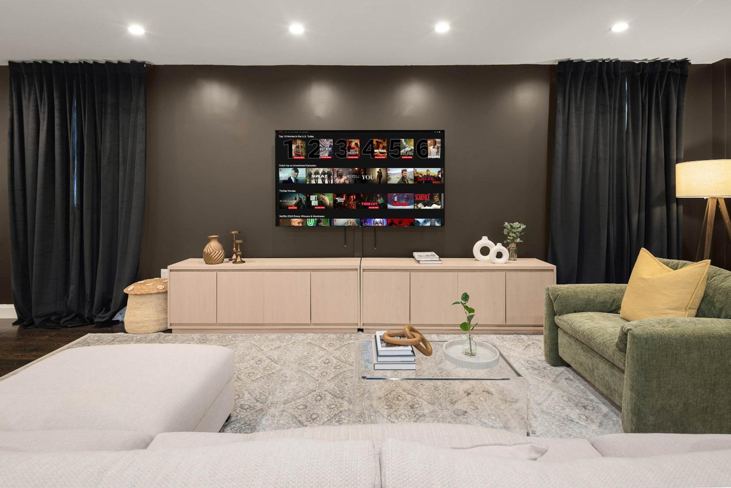Luxe Harlem Retreat 3BR Designer Home w Parking
