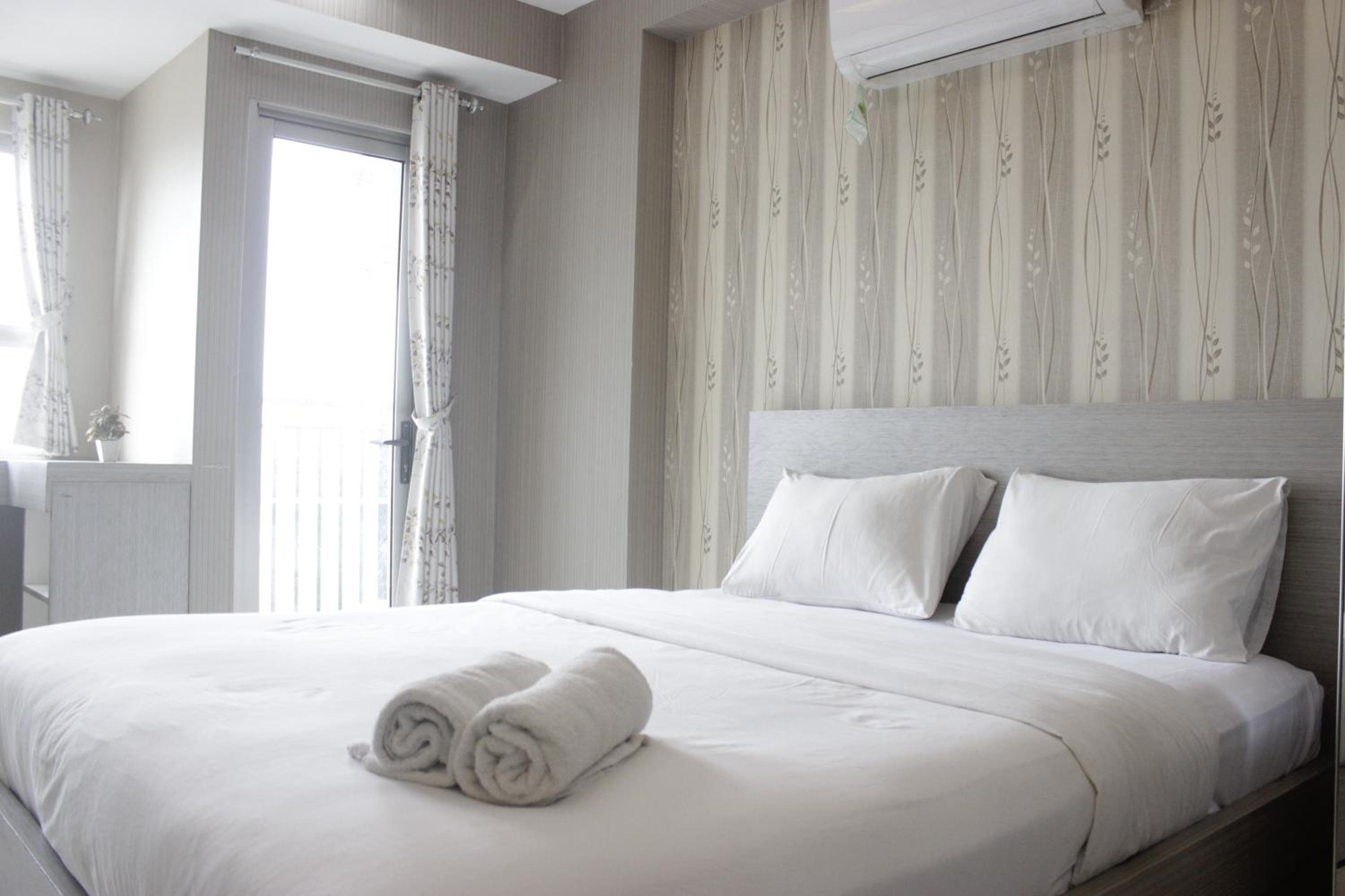 Cozy Studio Apartment at Mekarwangi Square Cibaduyut By Travelio