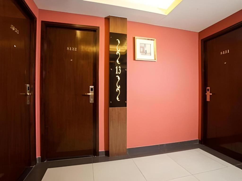 Sunny Day Hotel, Mong Kok