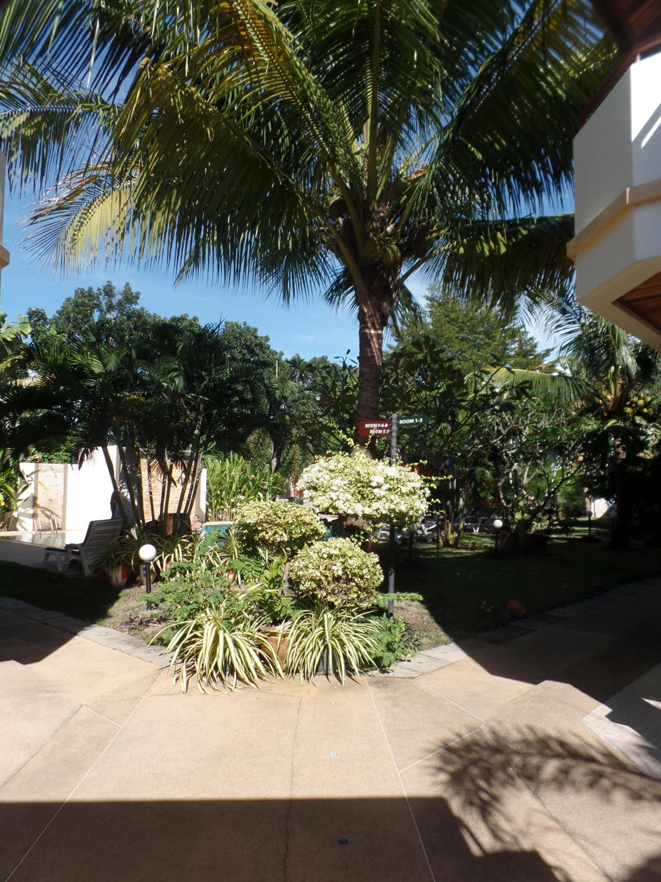 Babylon Pool Villas