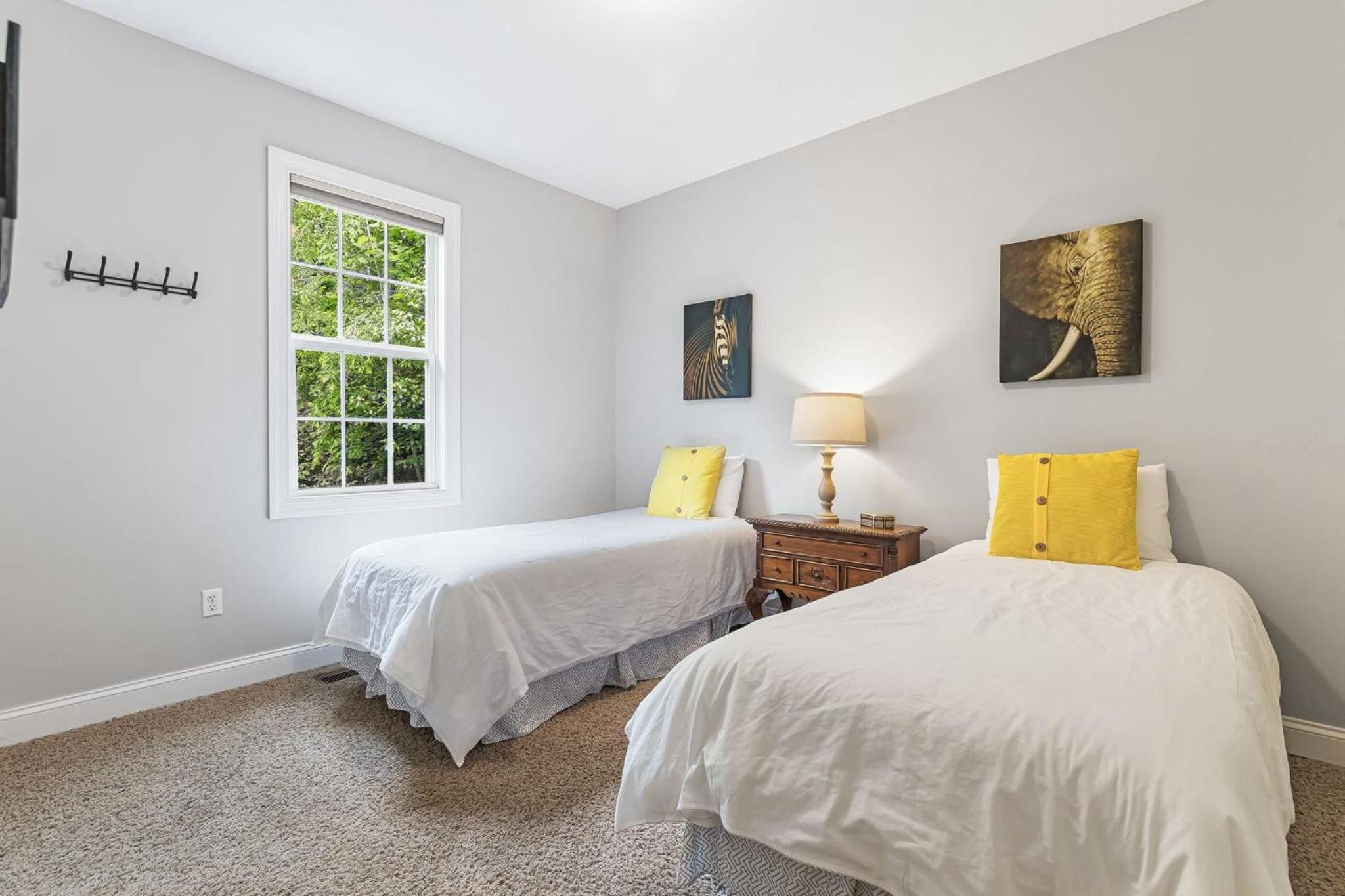 Fairview Vista by AvantStay 10 Mins to Asheville