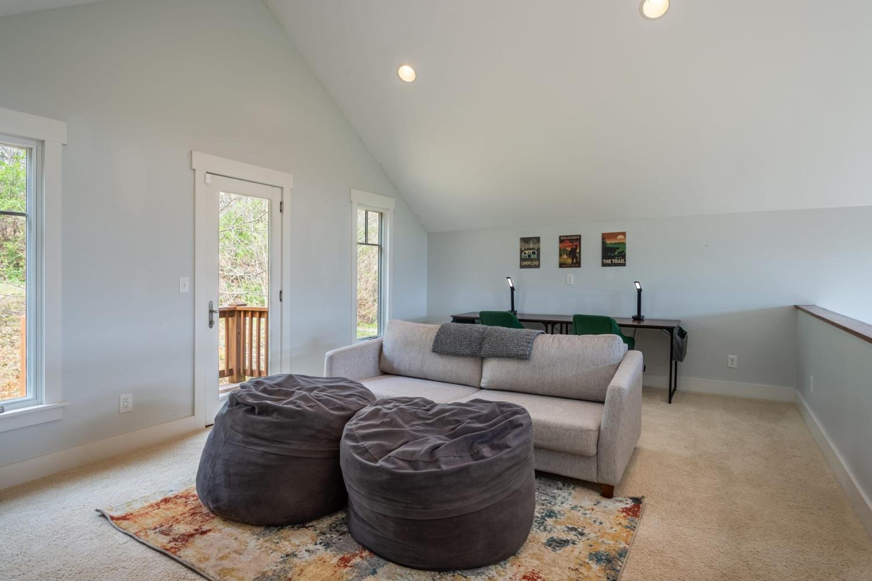 Private Retreat w Hot Tub Amazing Views Game Room Silver Spoon by AvantStay