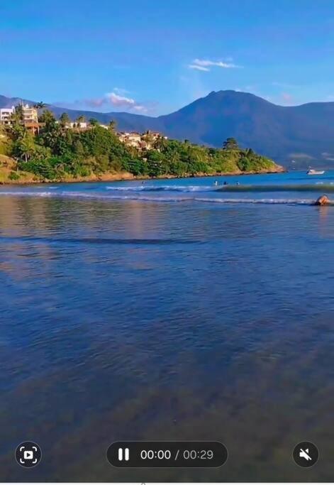 Refúgio dos sonhos - piscina de borda infinita e hidromassagem com vista