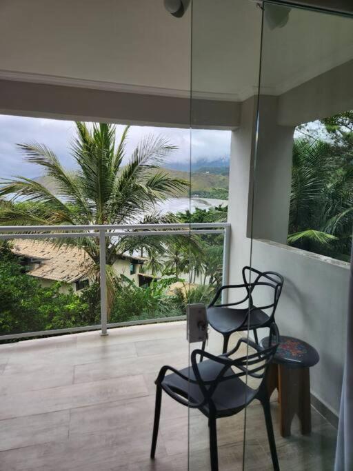 Refúgio dos sonhos - piscina de borda infinita e hidromassagem com vista