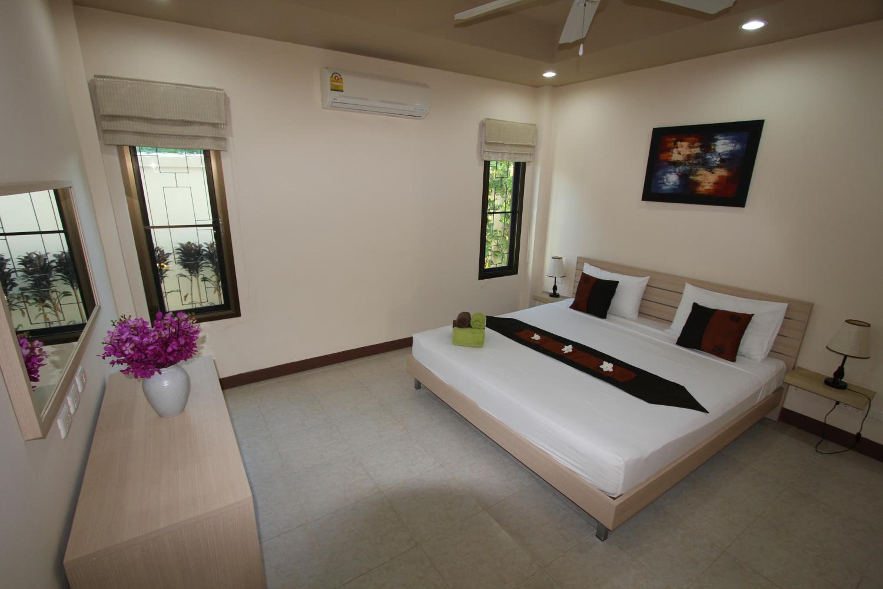 Babylon Pool Villas