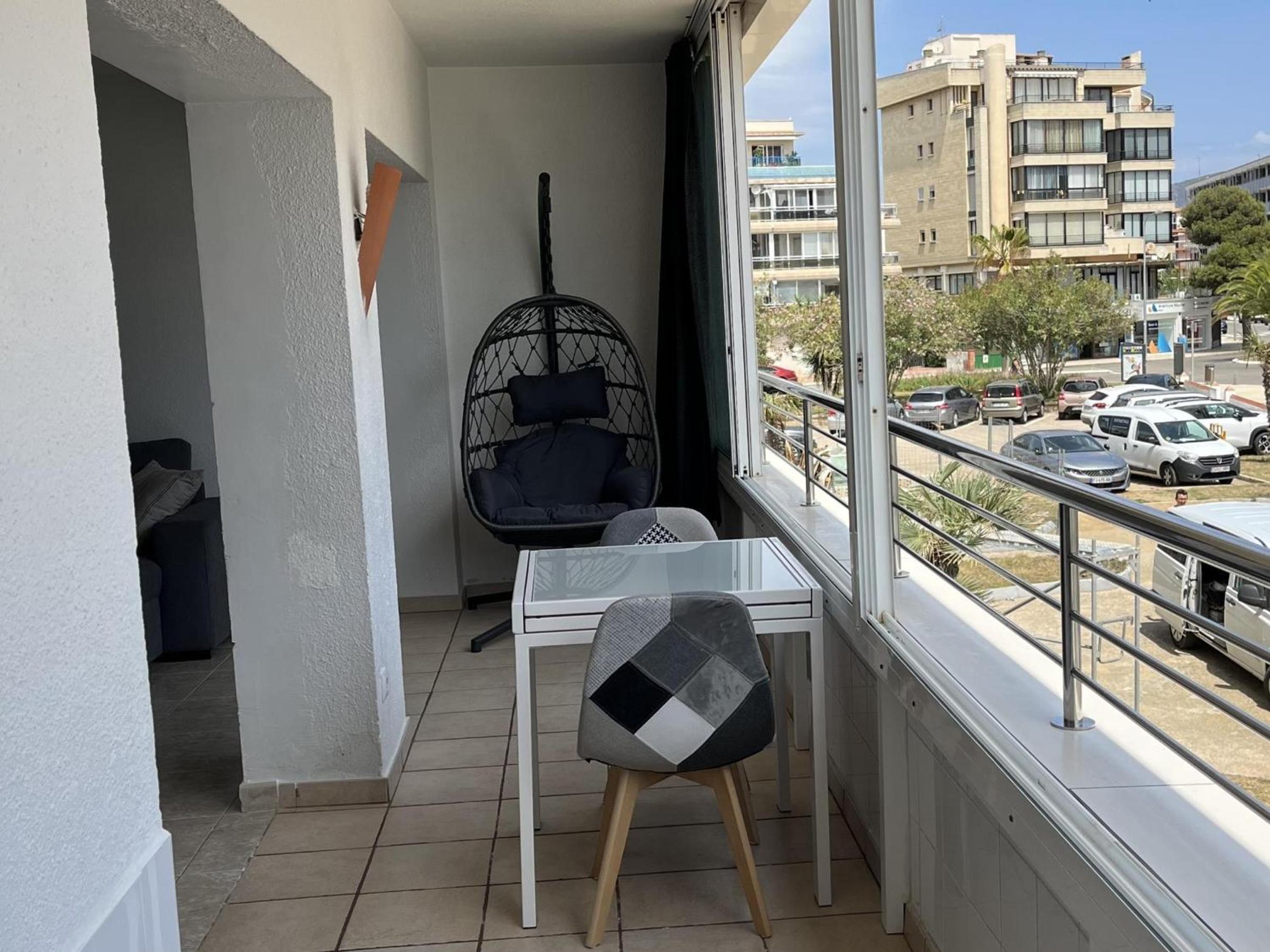Hermoso apartamento de 3 habitaciones en Roses con piscina y jardín, acceso a la playa - ES-204-59 view 3