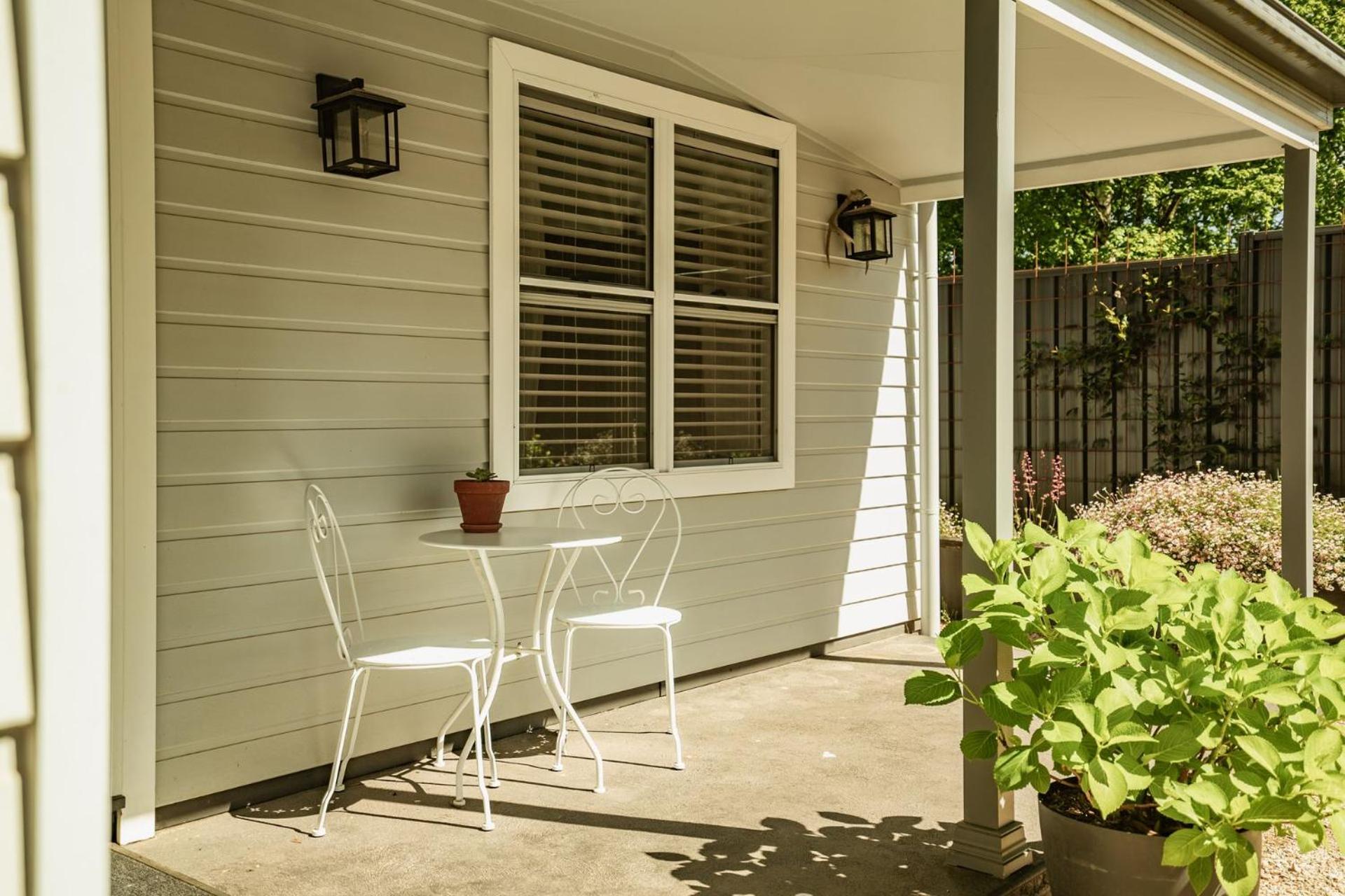 Cow Bell Cottage