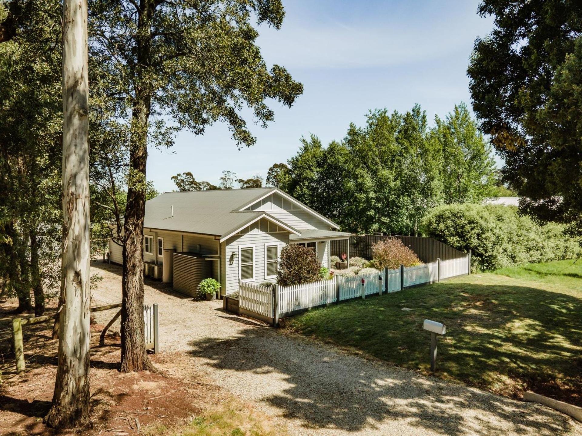 Cow Bell Cottage