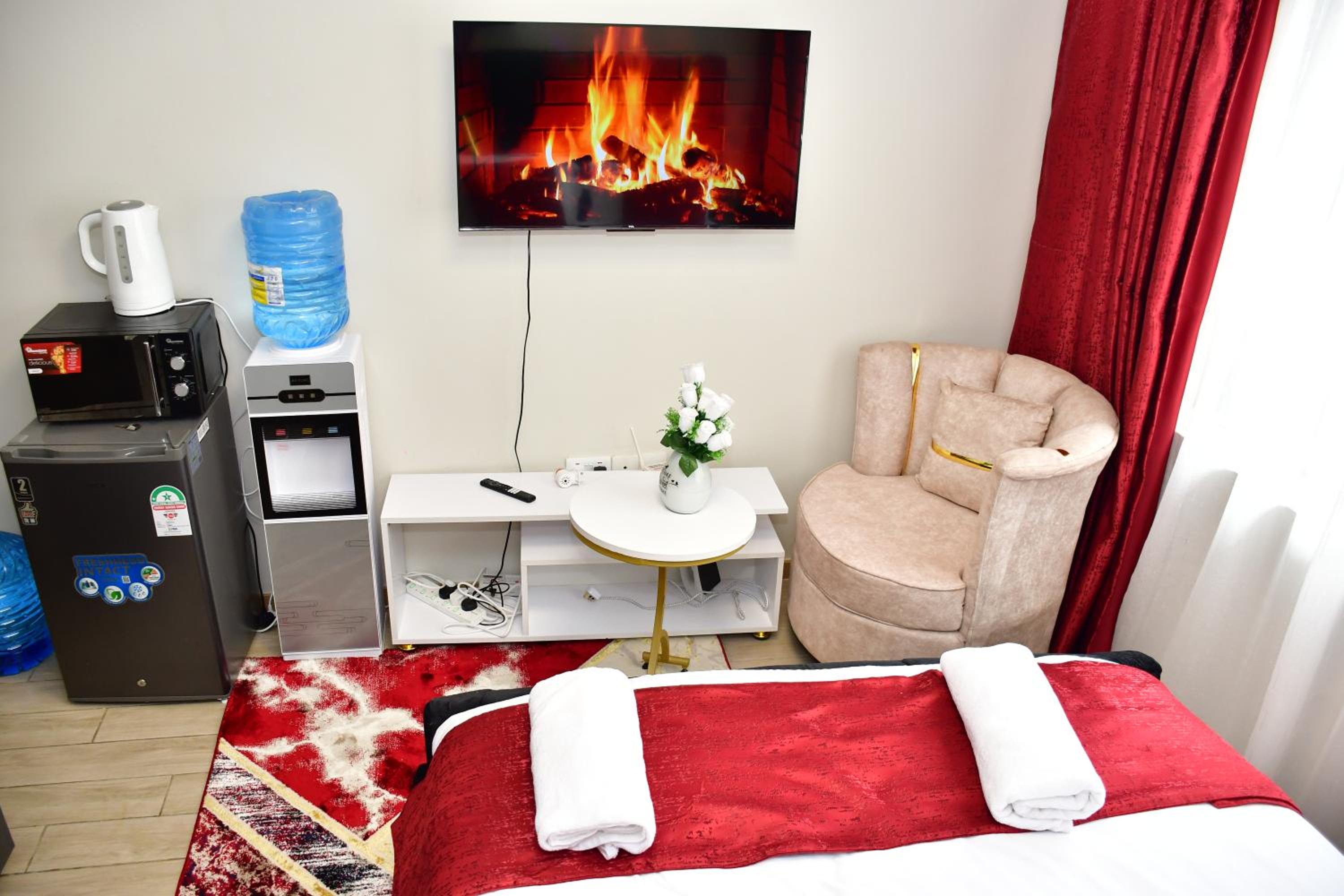 Haydenco Suites Furnished Studios view 5
