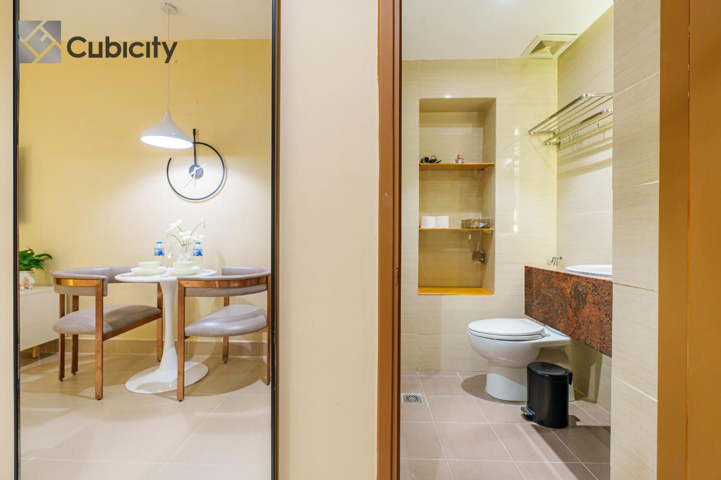 Cubicity Metro House