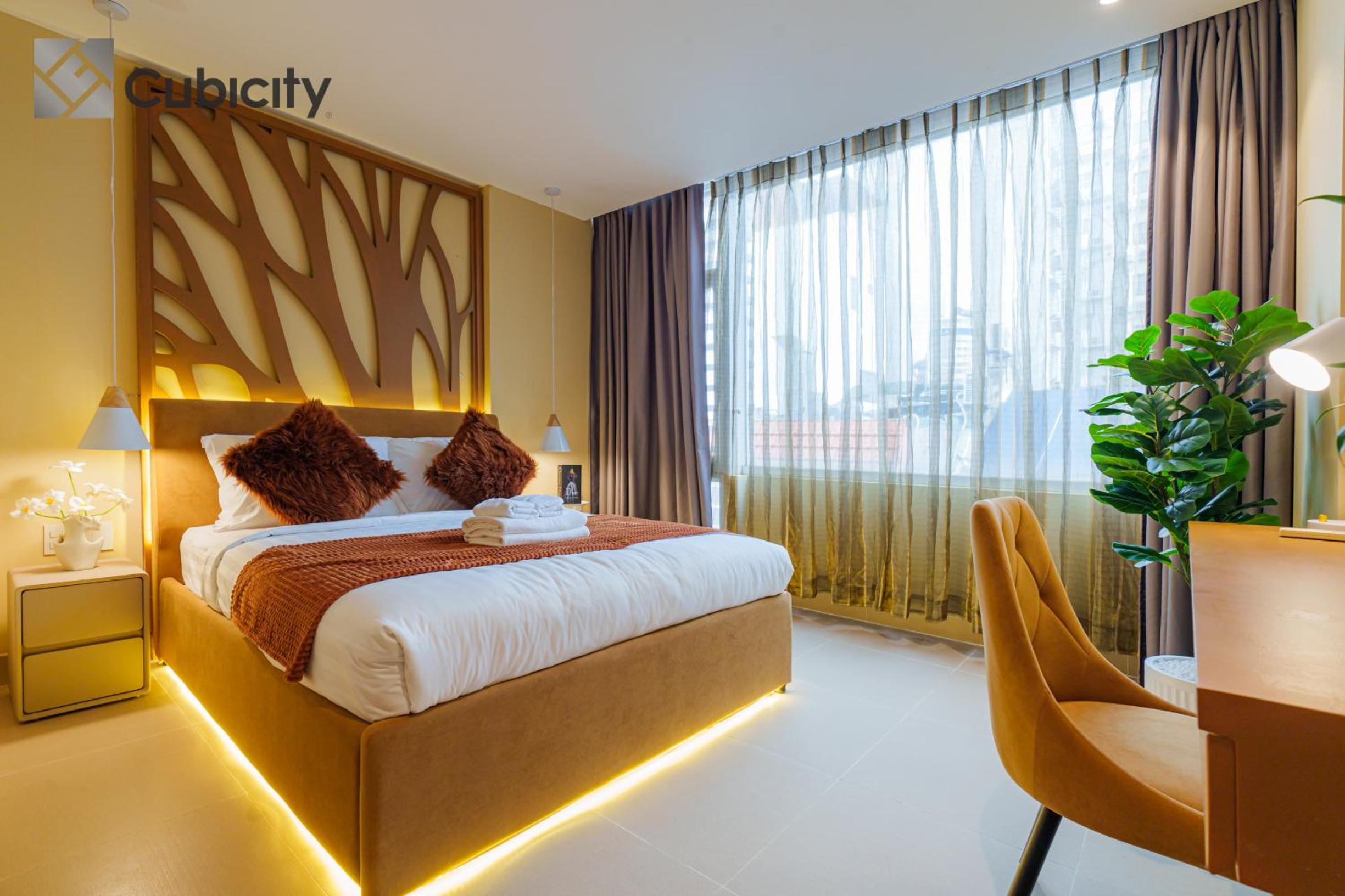 Cubicity Metro House
