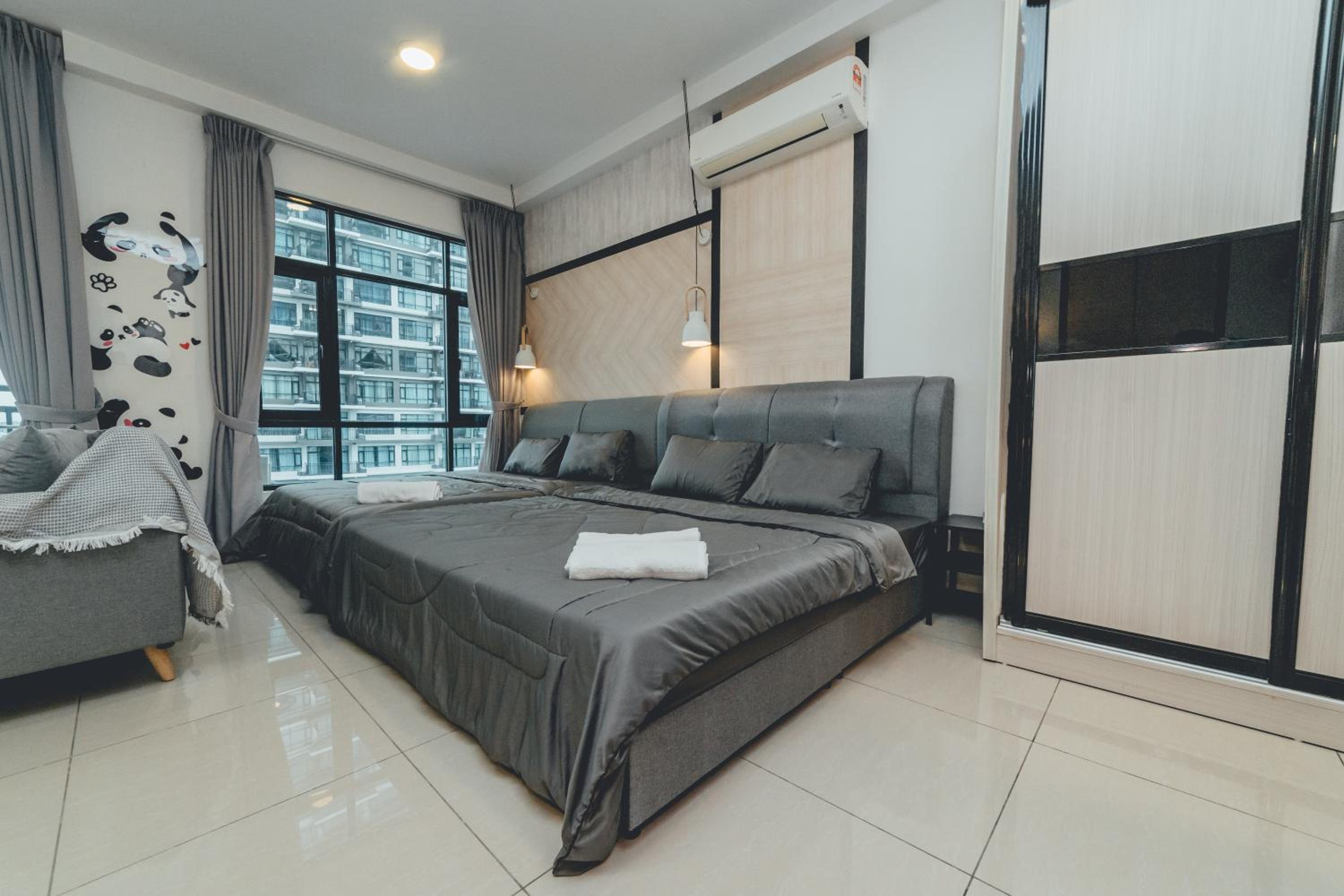 Molek Regency Studio ChicStay 4pax Bathtub Balcony by Our Stay