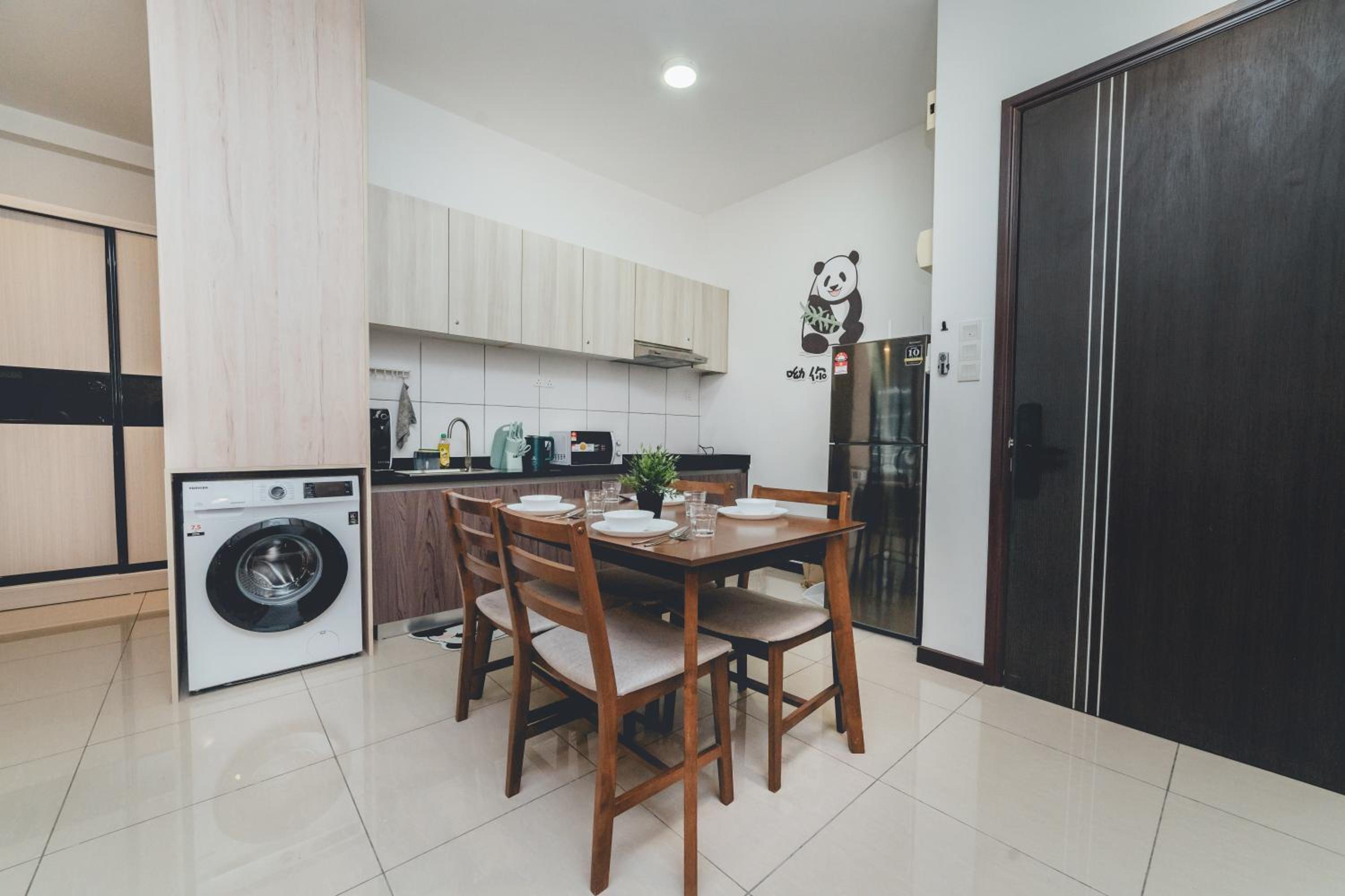 Molek Regency Studio ChicStay 4pax Bathtub Balcony by Our Stay