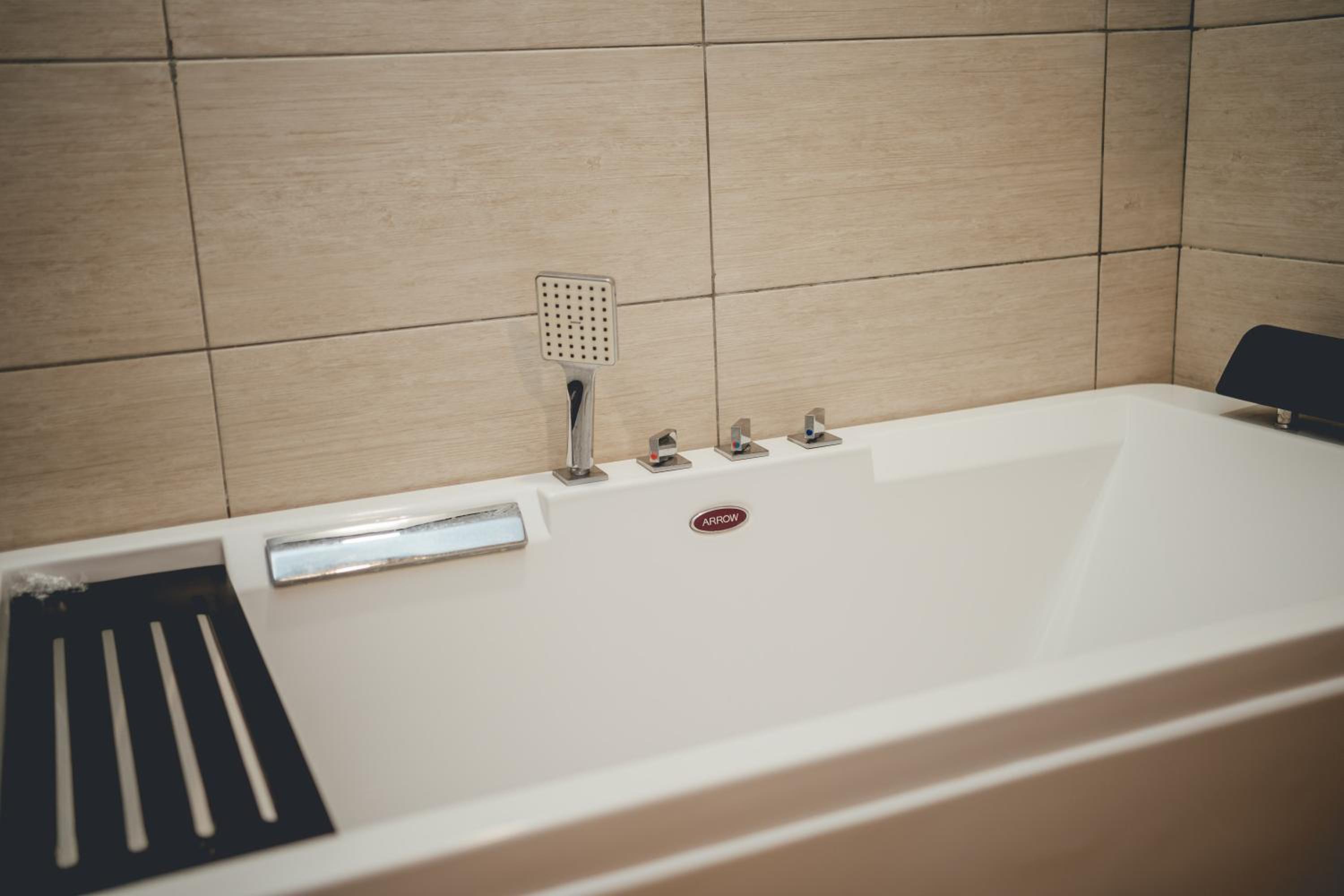 Molek Regency Studio ChicStay 4pax Bathtub Balcony by Our Stay