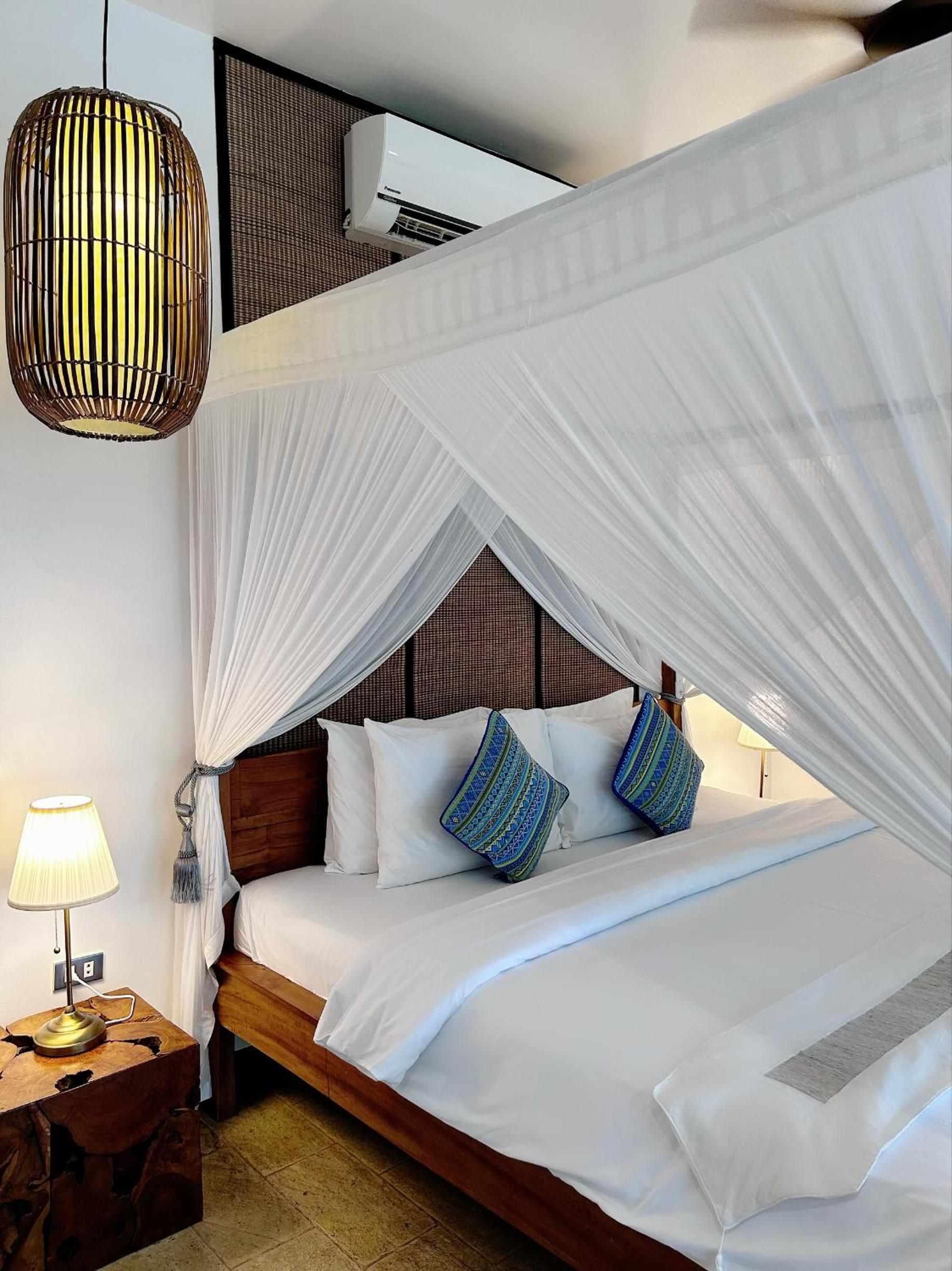 Cadlao Resort and Restaurant