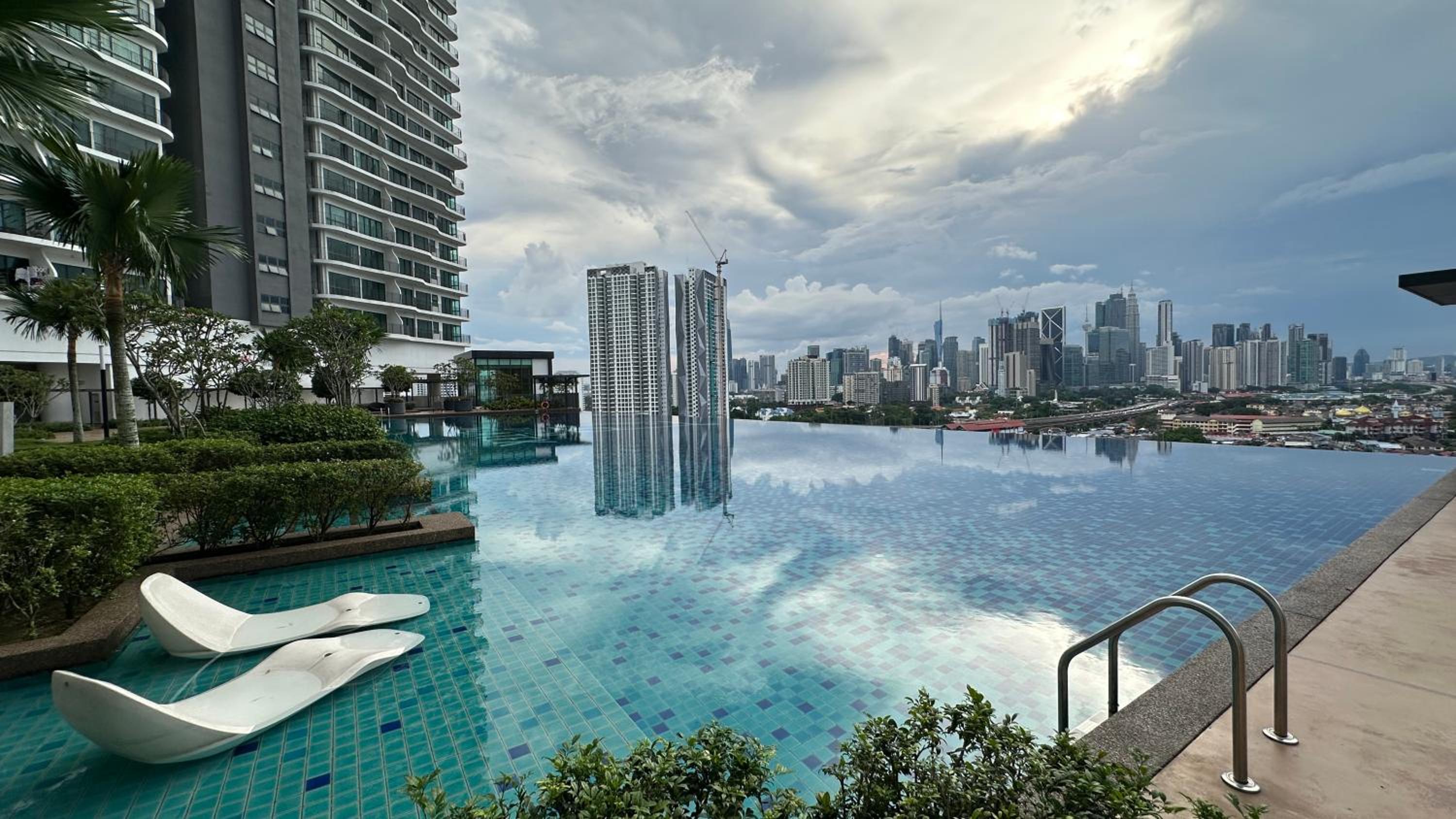 Datum Jelatek Superb Suite KL By LH