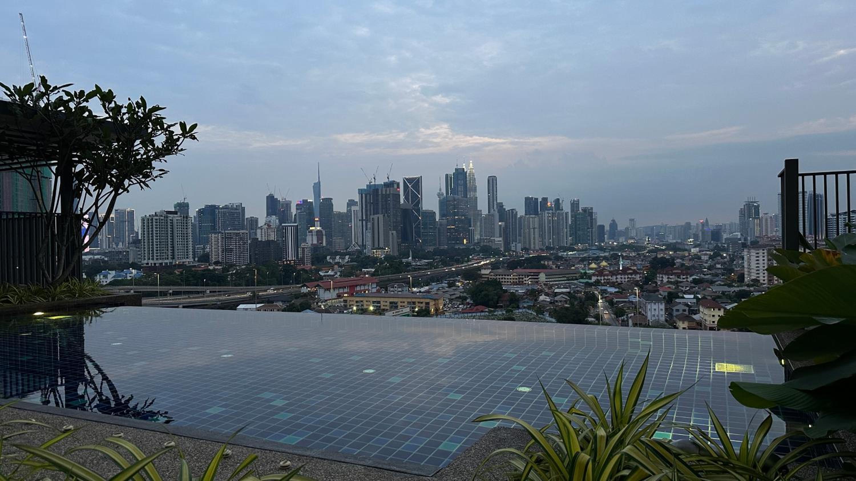 Datum Jelatek Superb Suite KL By LH