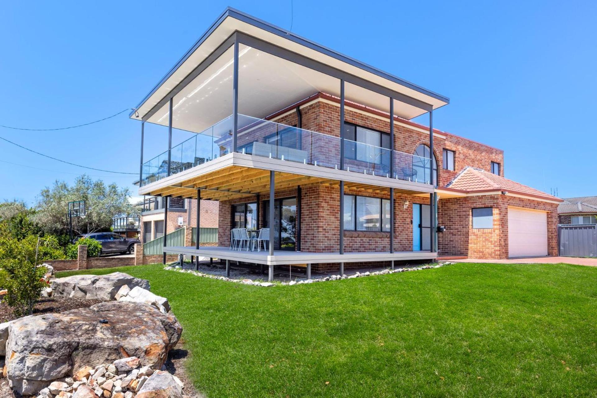 Monterey Heights Pet Friendly Ocean Views