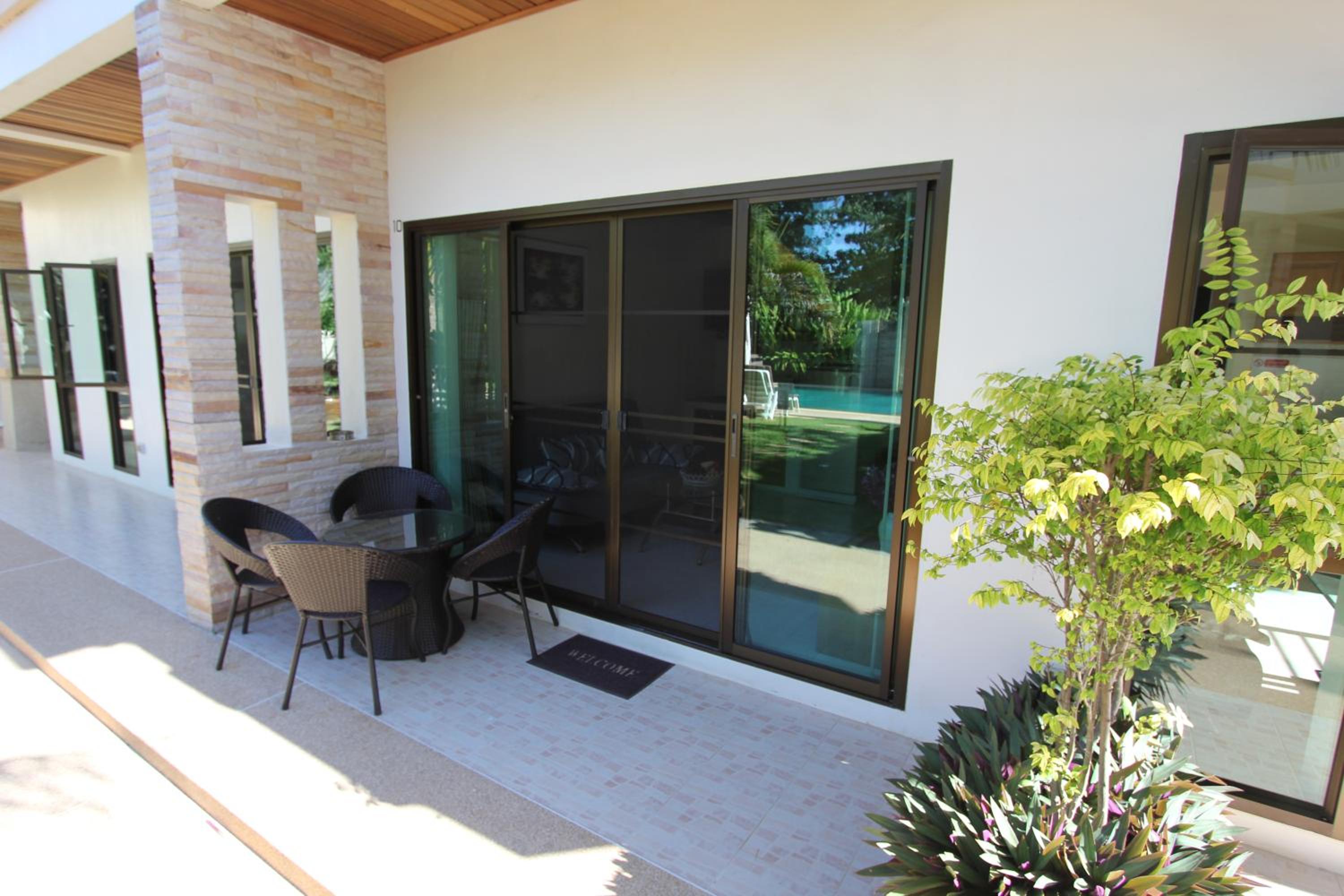 Babylon Pool Villas
