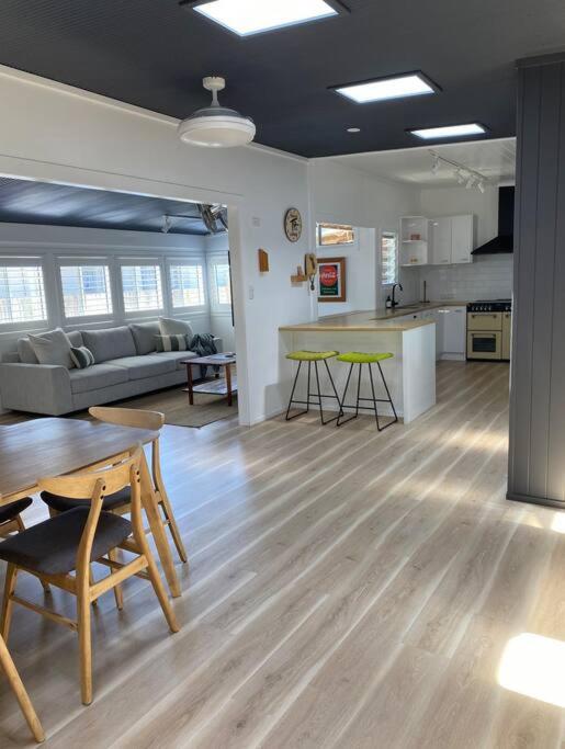 Twin Fins 2 Rental Units Entire Property Sleeps 8