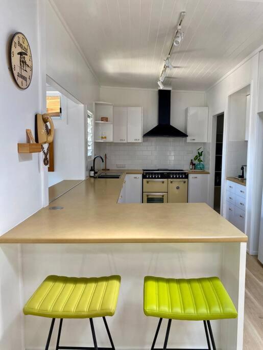 Twin Fins 2 Rental Units Entire Property Sleeps 8
