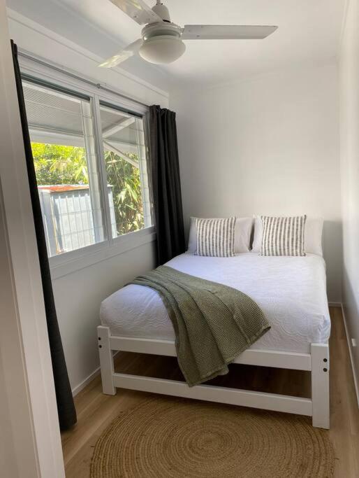 Twin Fins 2 Rental Units Entire Property Sleeps 8