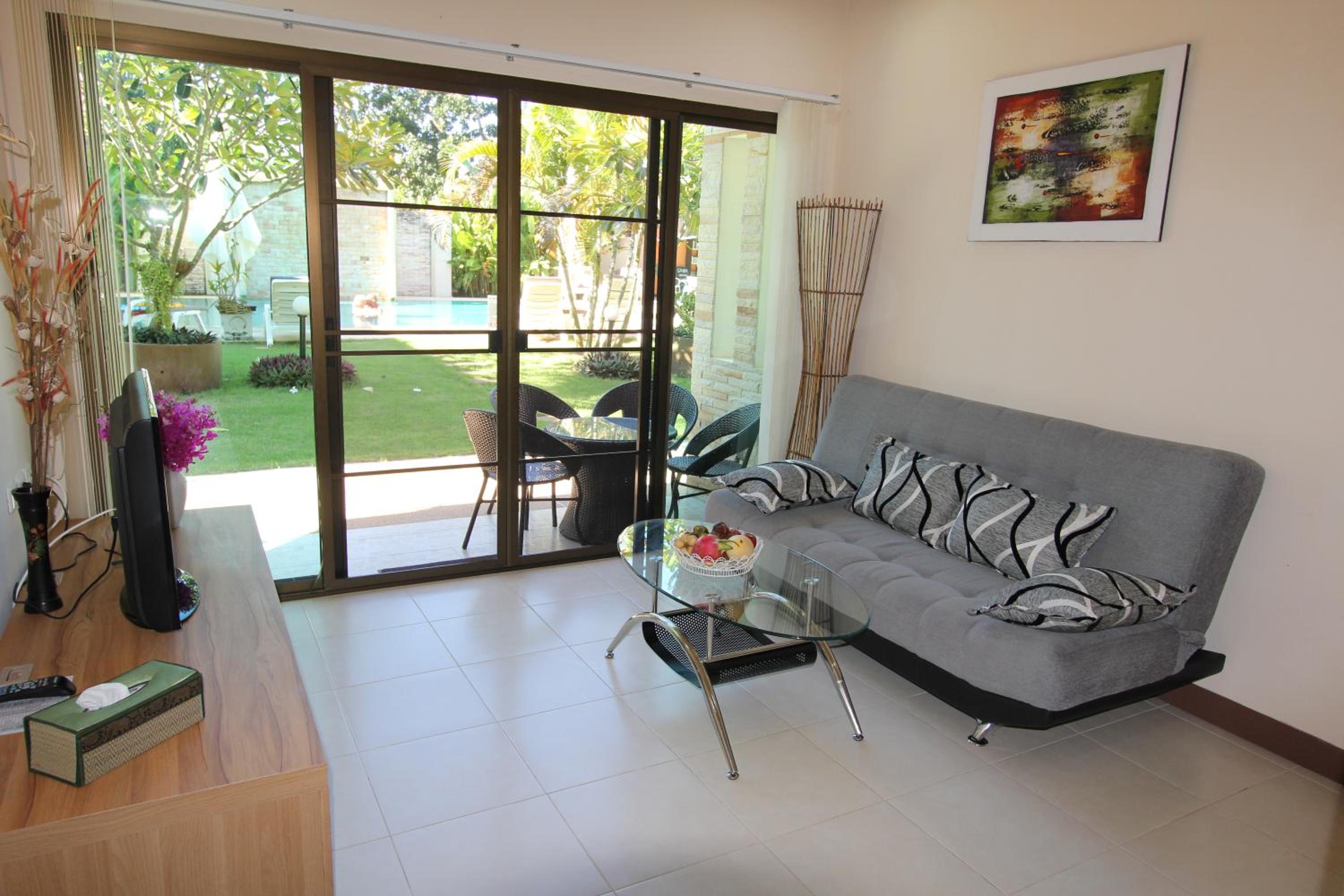 Babylon Pool Villas