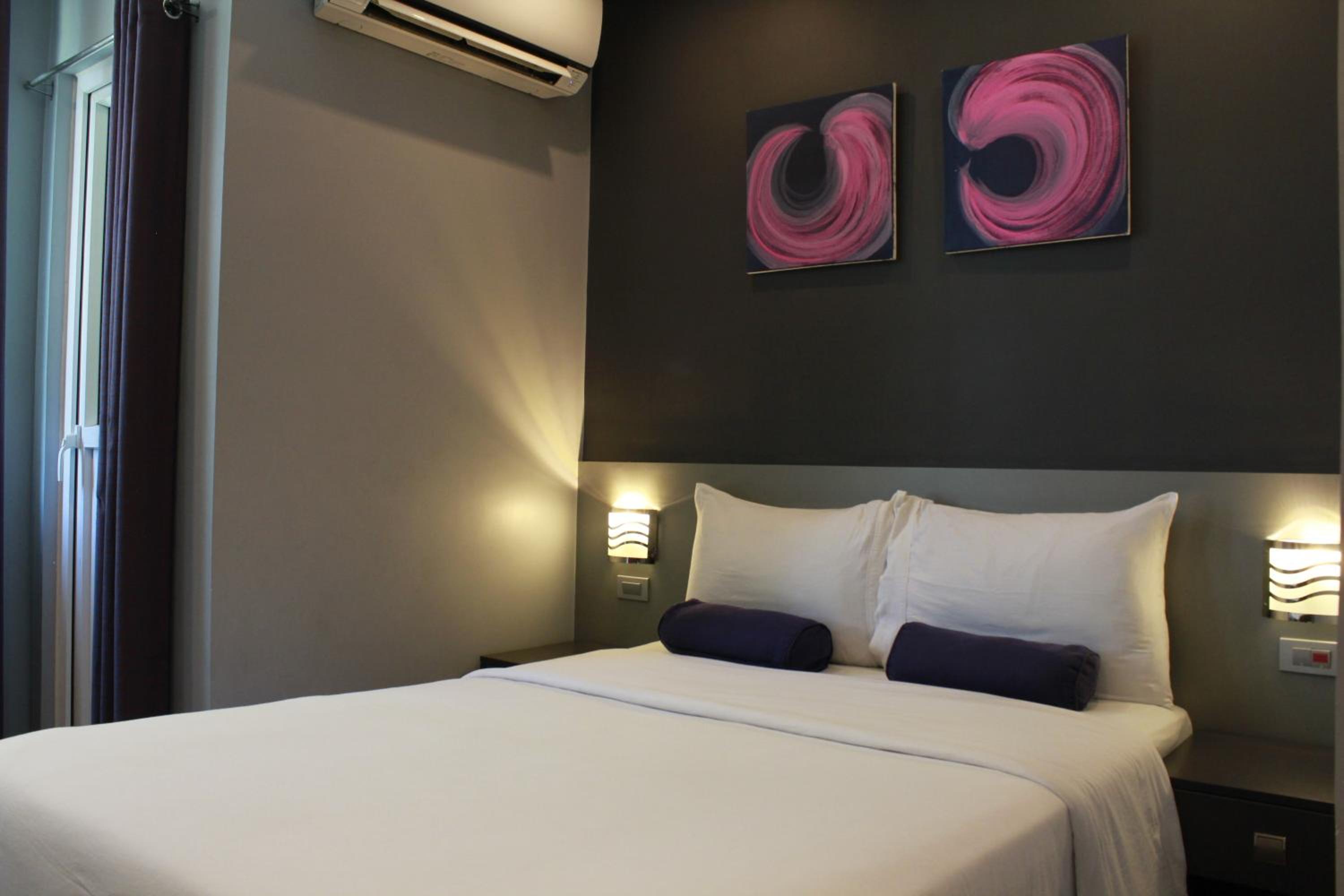 Leez Inn Malate photo 2