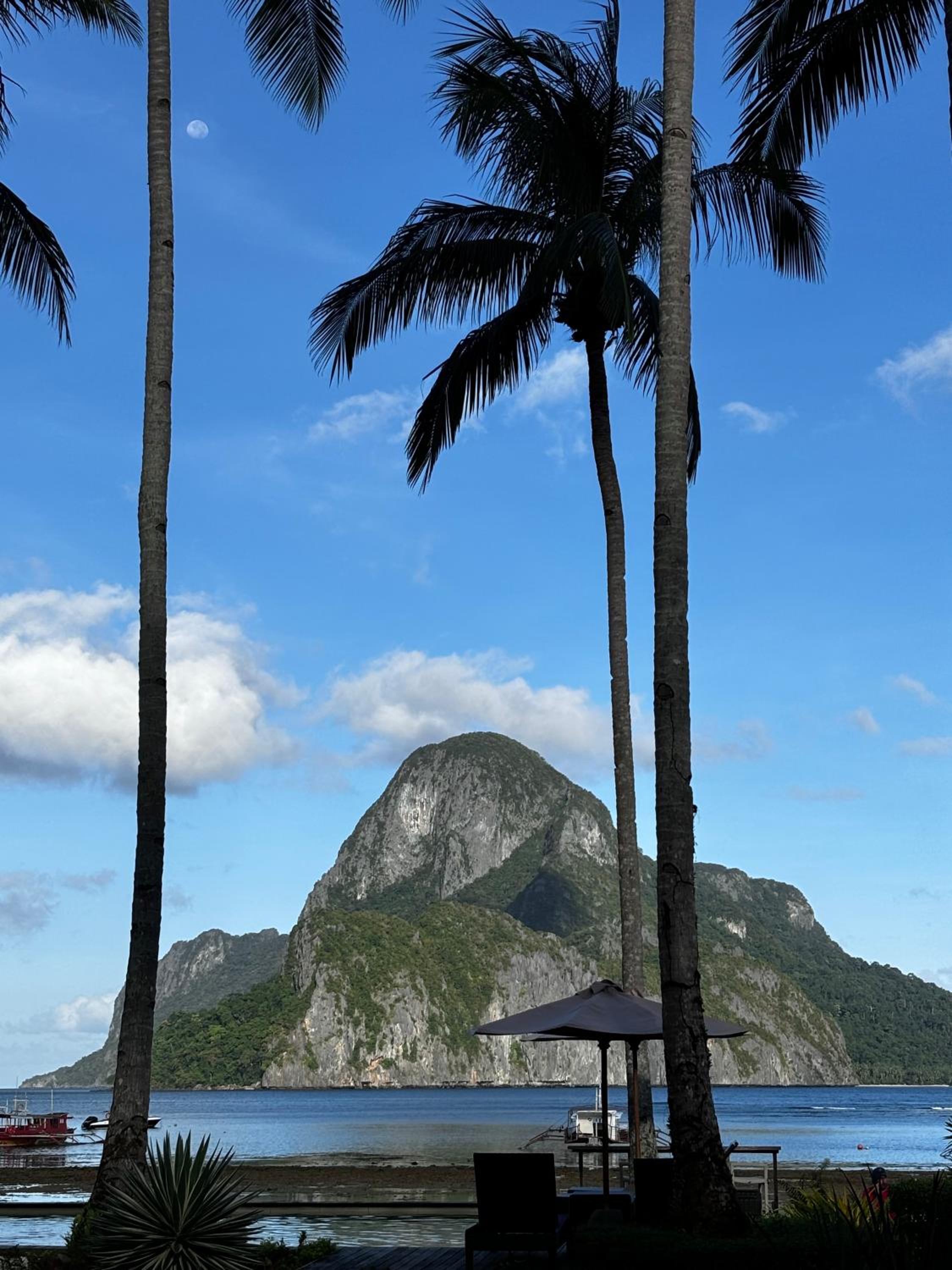 Cadlao Resort and Restaurant