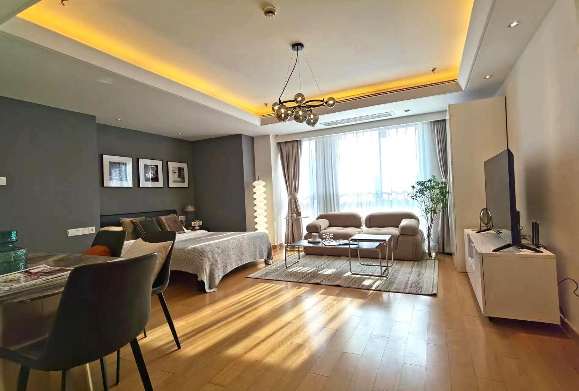 Shanghai Lerongju Boutique Apartment Metro Line 8 20meter