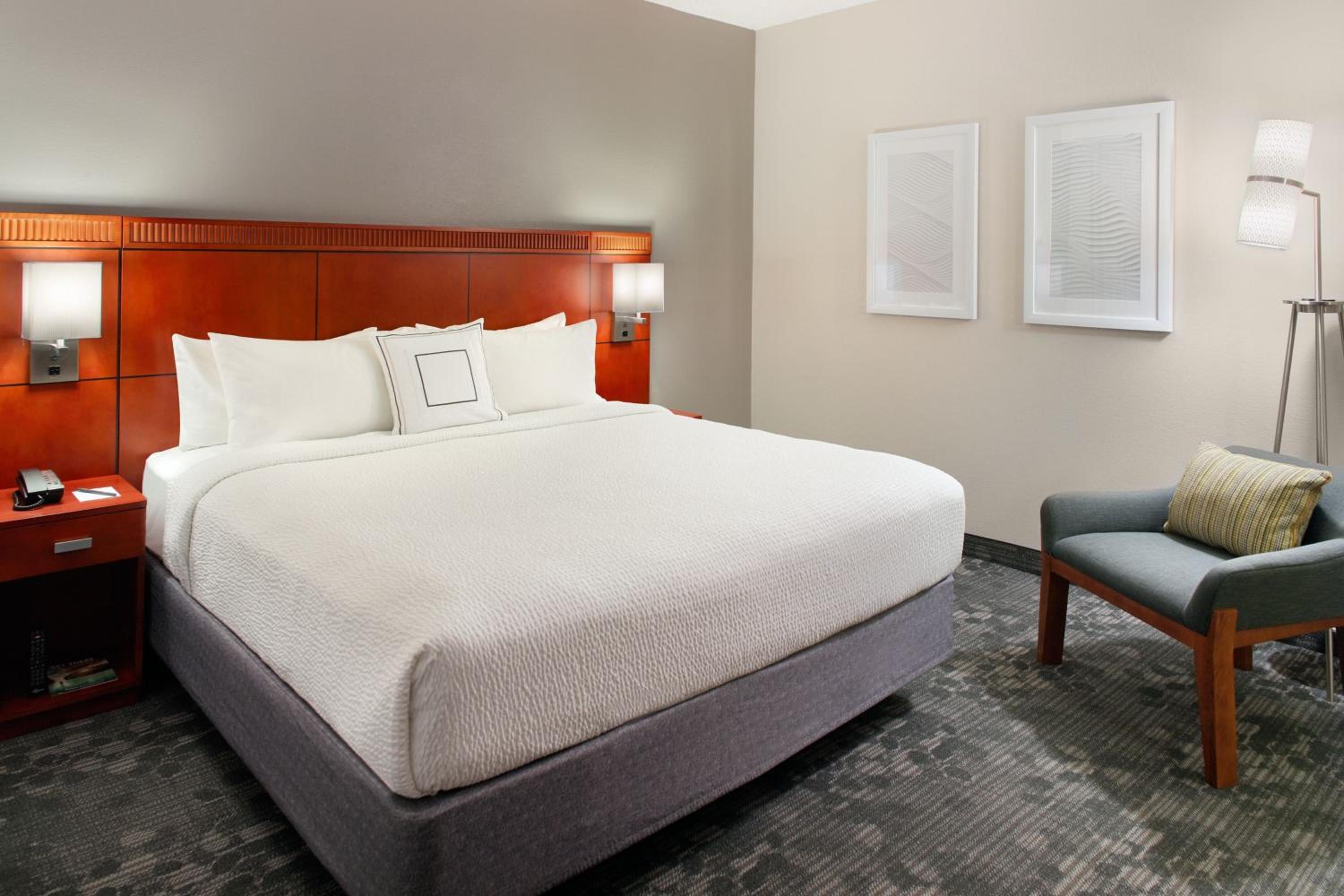 Courtyard by Marriott Nashville Airport - Property Image 21