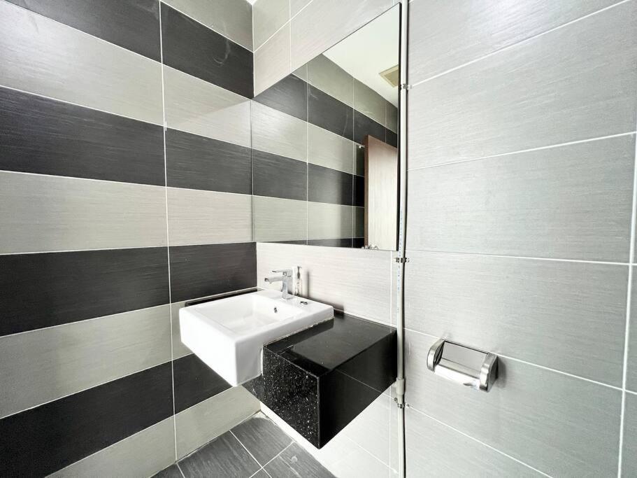 KSL D'Esplanade 2Bedrooms 7-8pax Shopping Heaven