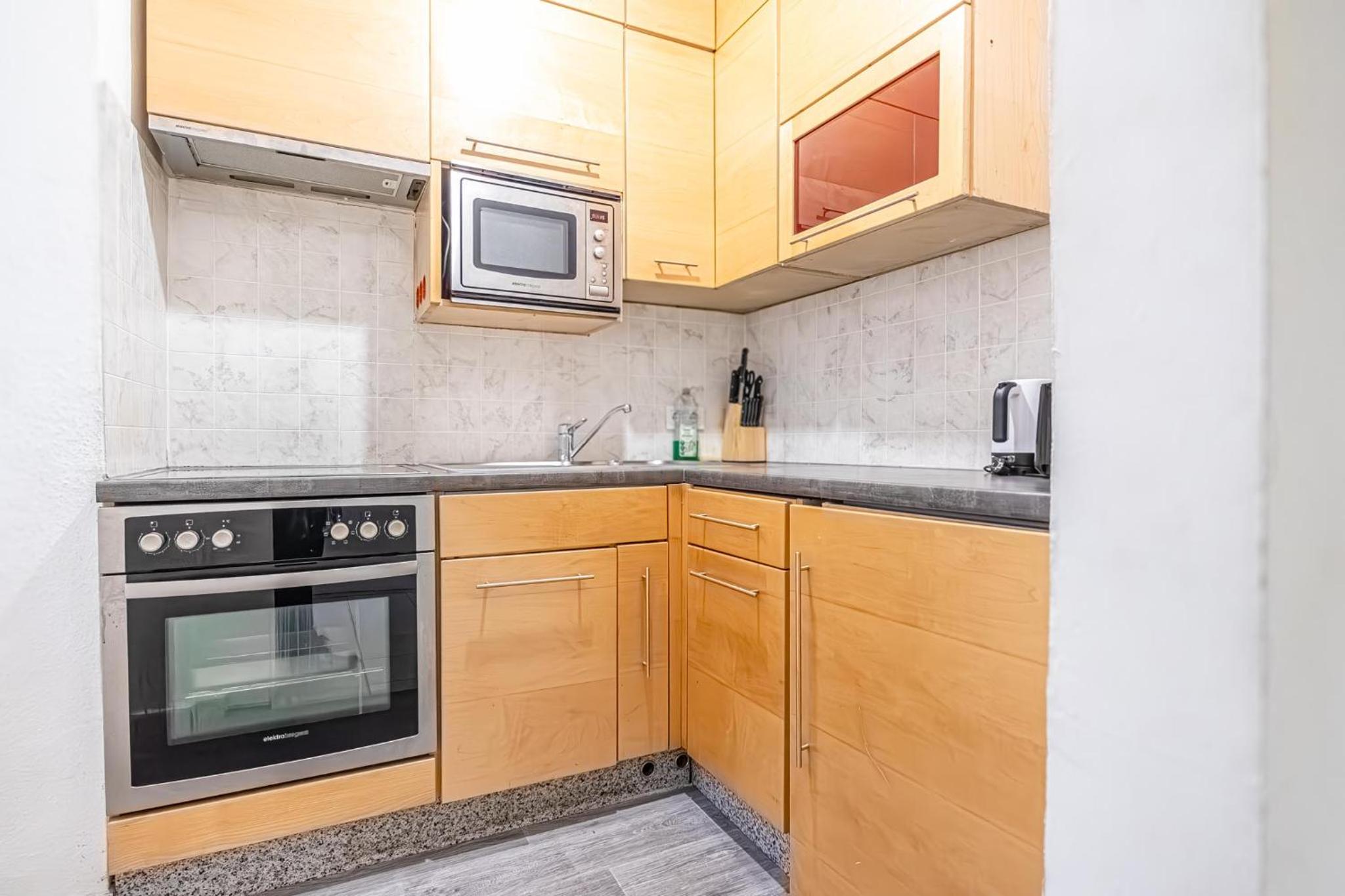Comfy 1BR in Central Vienna with Great Amenities