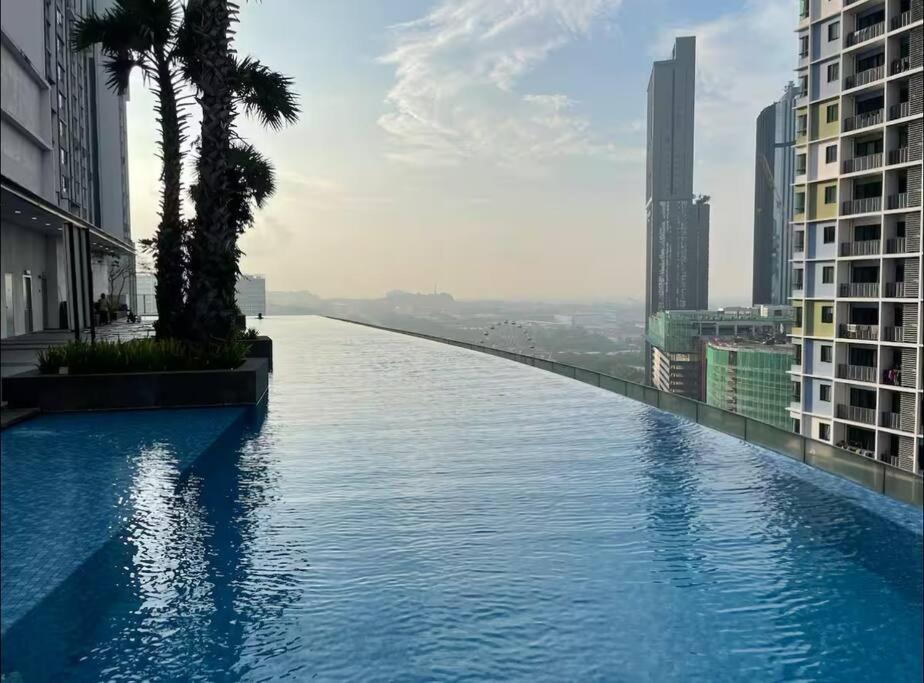 I-City 8Pax 2Rooms Duplex Parking Wi-Fi view 2