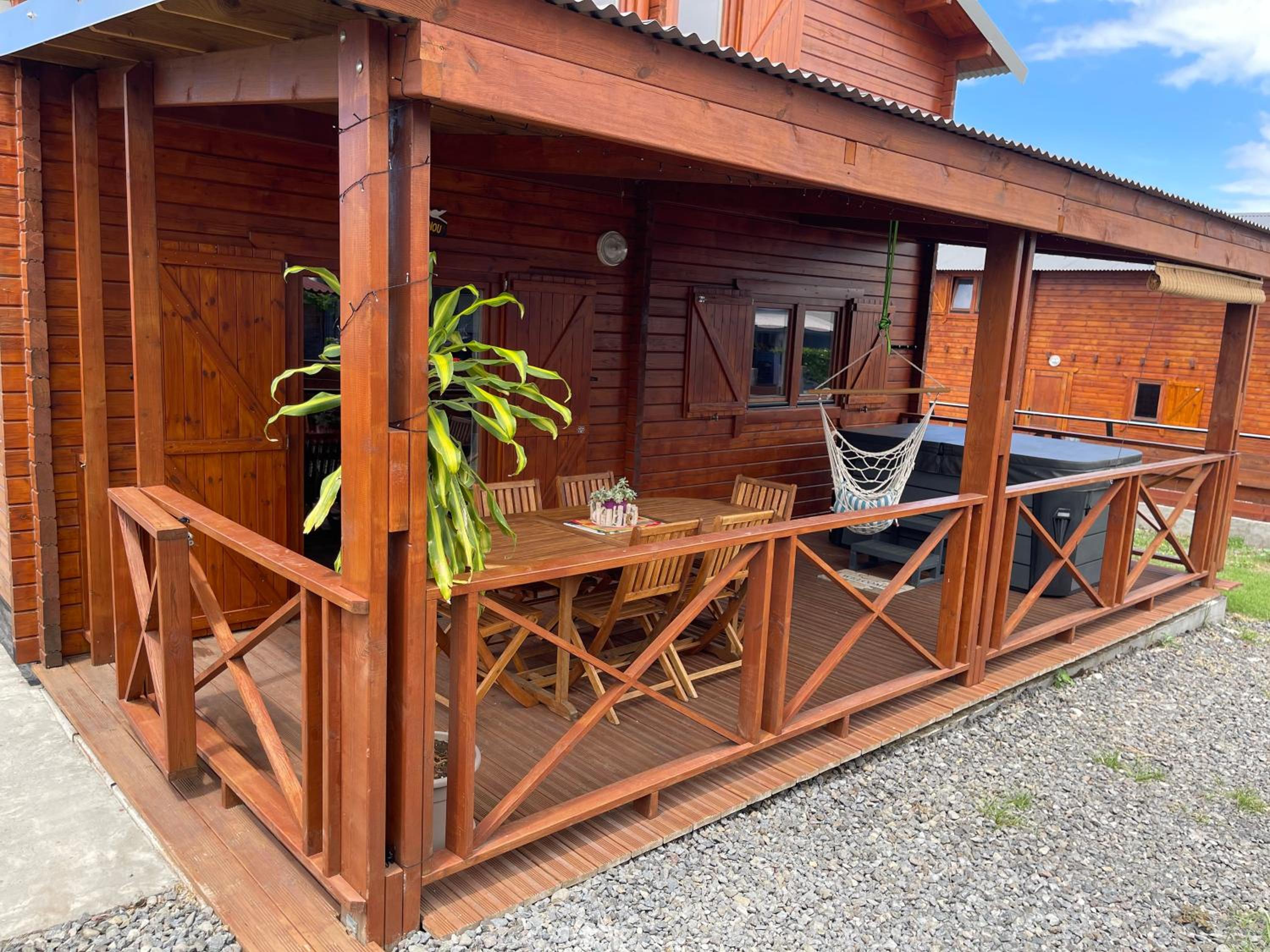 Chalets Ti Dalons view 3